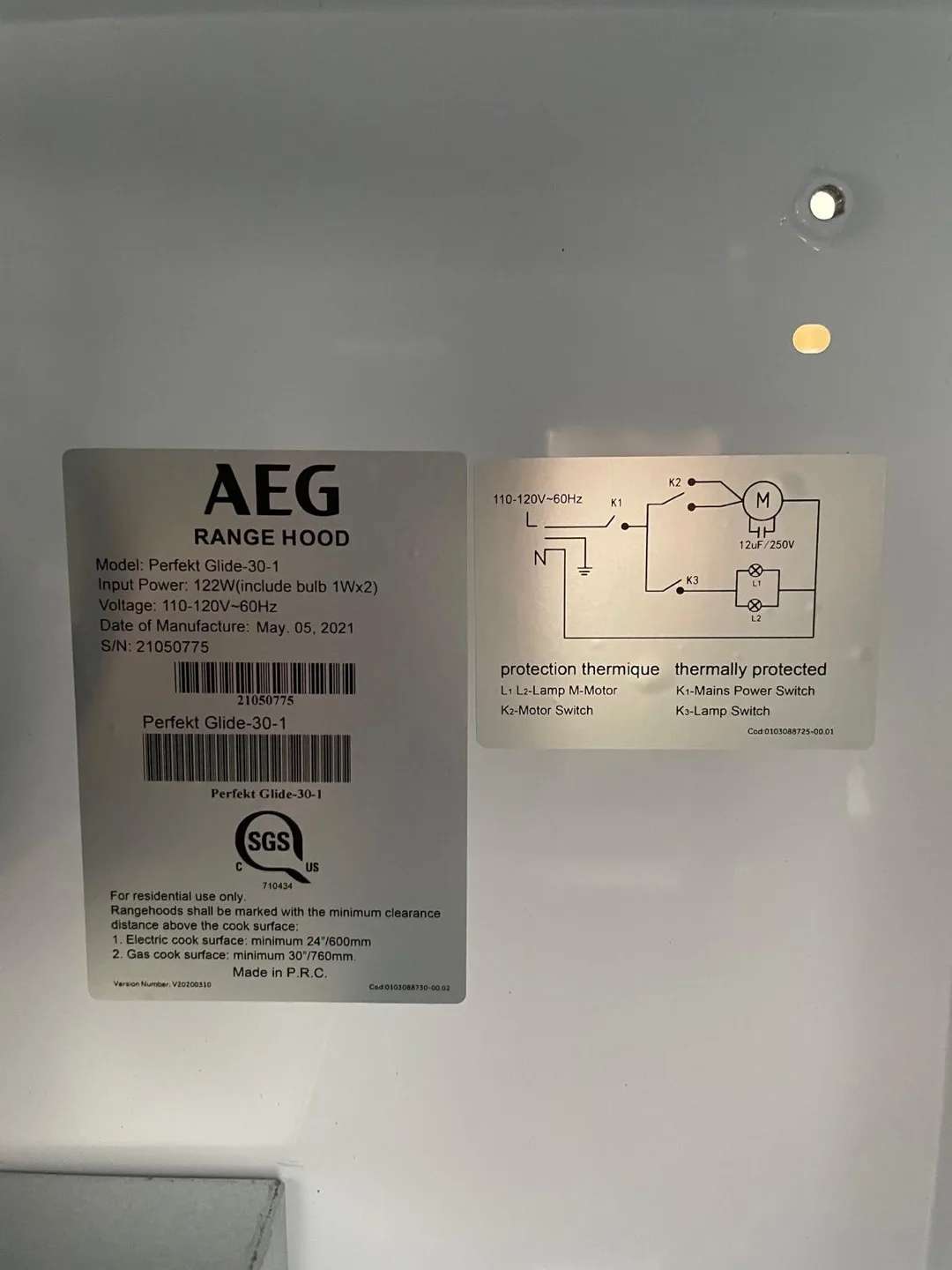 AEG Perfekt Glide-30-1 Range Hood thumbnail