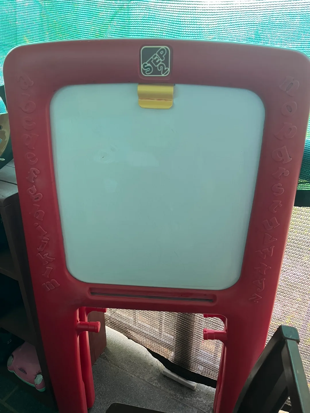 Step2 Easel for Kids thumbnail