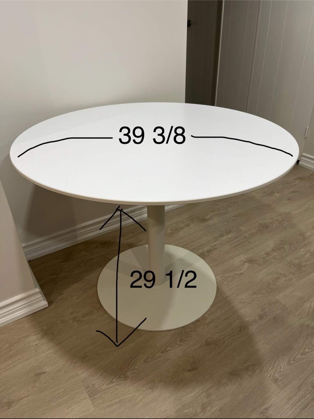 White Round Dining Table - photo 2