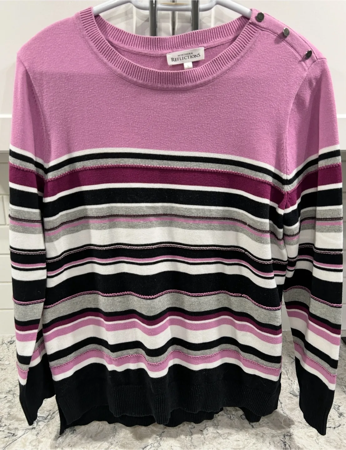 Women’s Striped Lightweight Sweater Shirt (Size L) thumbnail