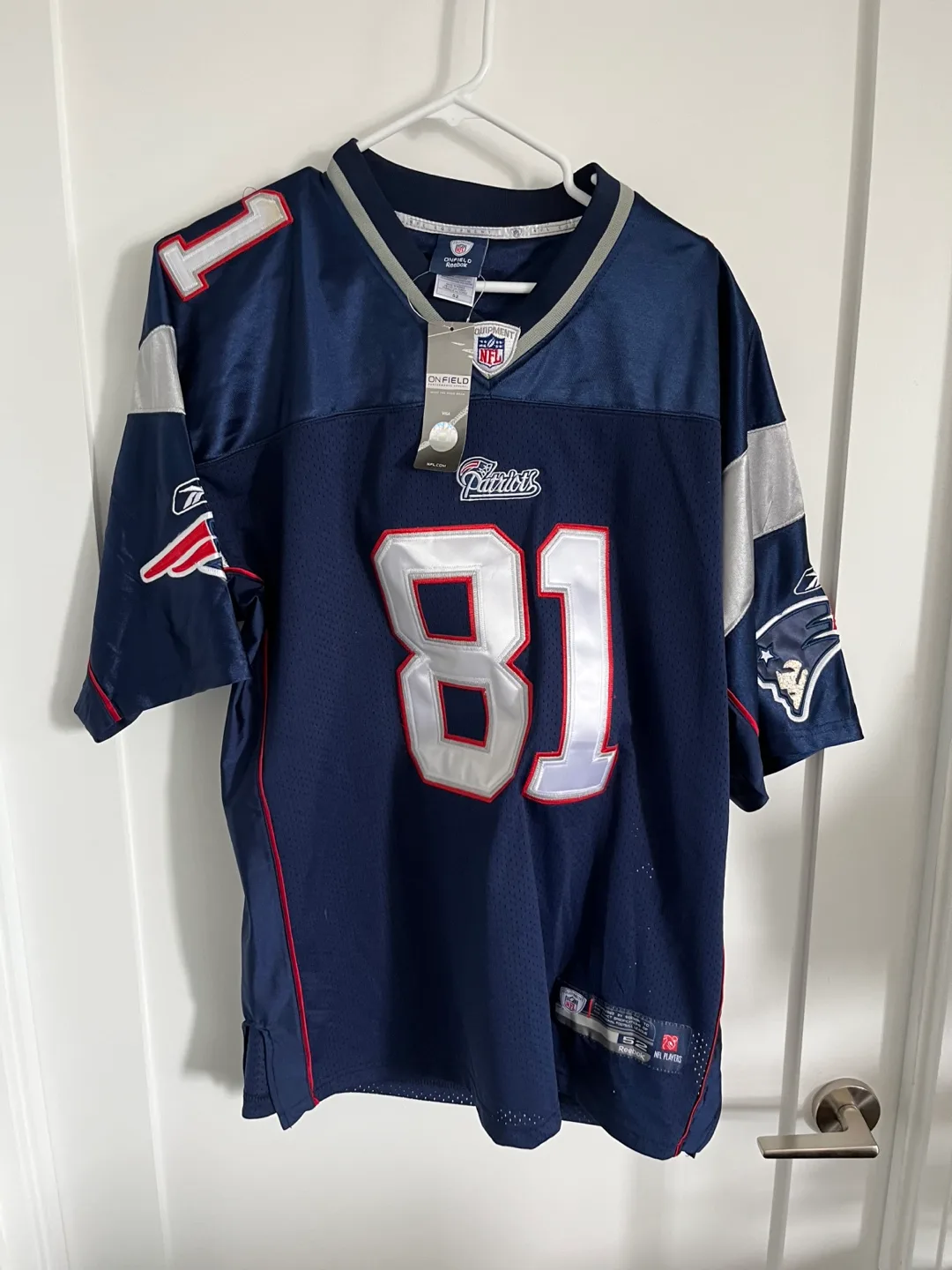 Reebok NFL Patriots #81 Moss Jersey - Size 52 image indicator(2)