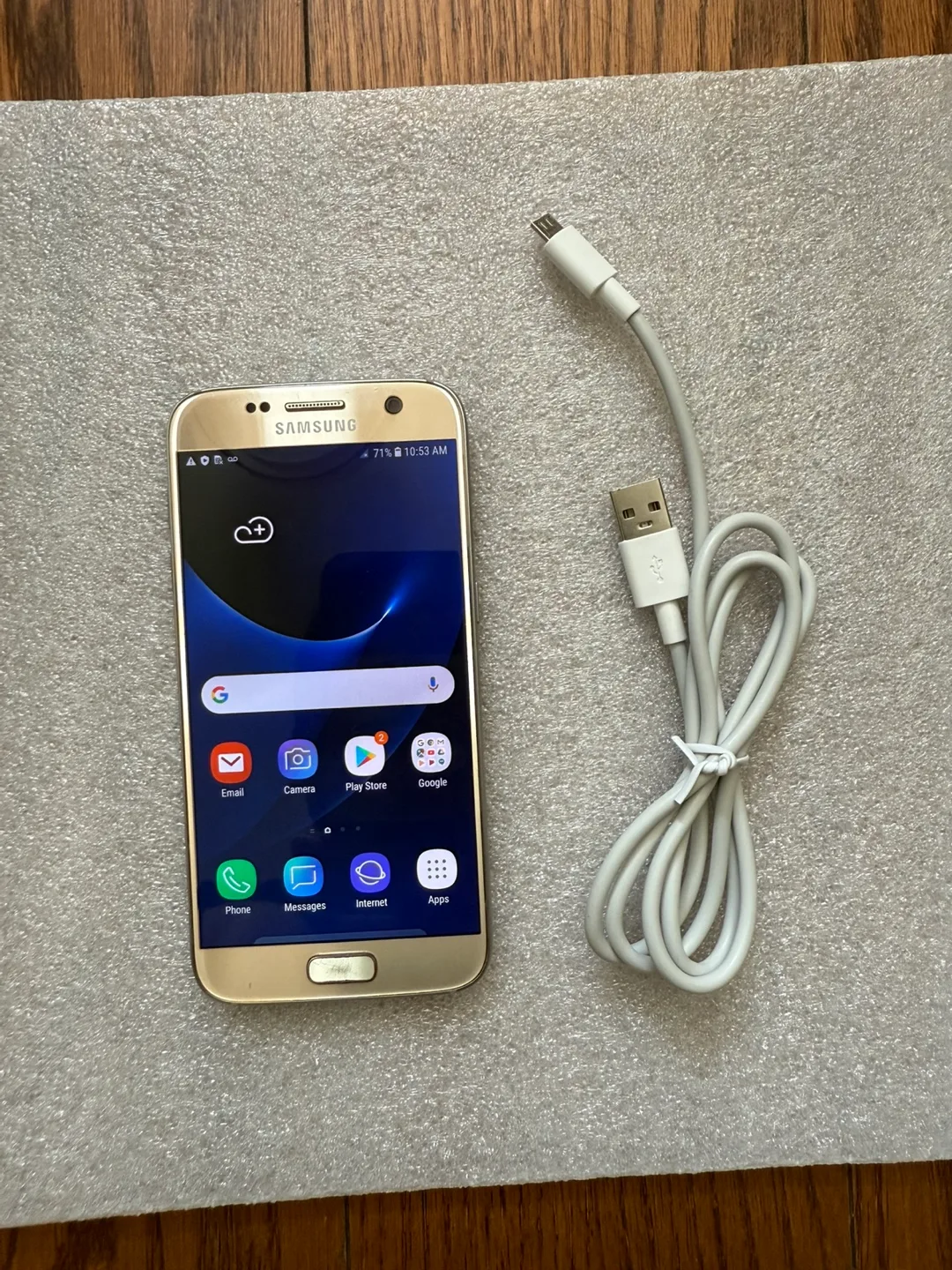 Samsung Galaxy S7 Gold 32GB/Unlocked/Charging Cable thumbnail