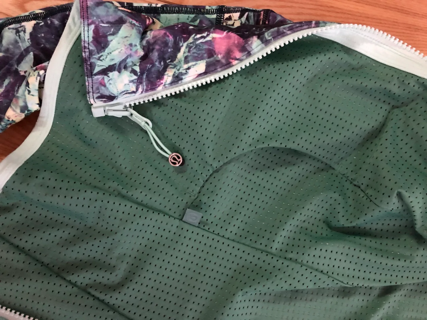 New Lululemon Define Athletica Jacket, Size 4 image indicator(3)