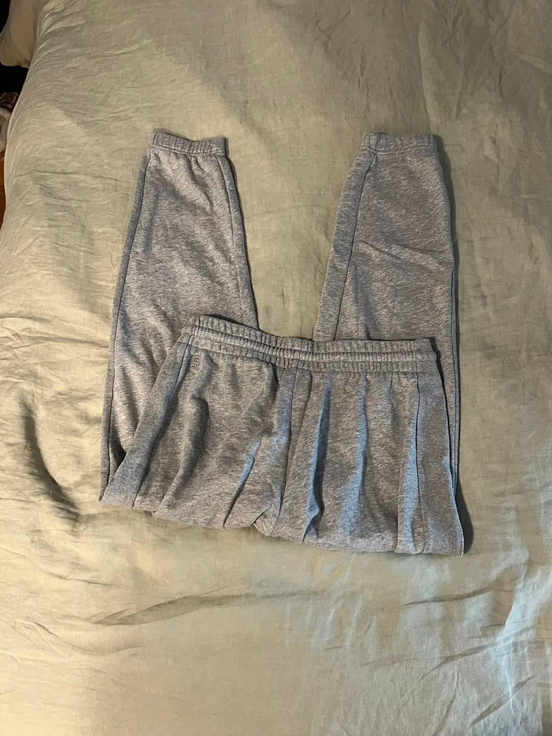 Aritzia TNA Airy AF Sweatpants - small image indicator(3)