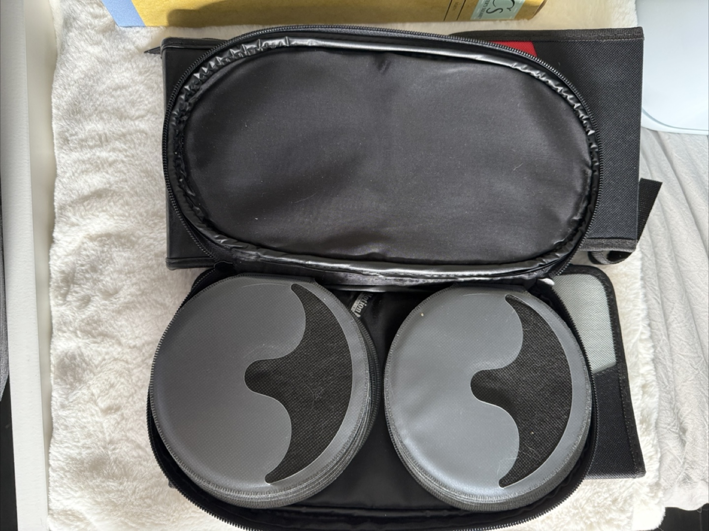 Cd cases - photo 2