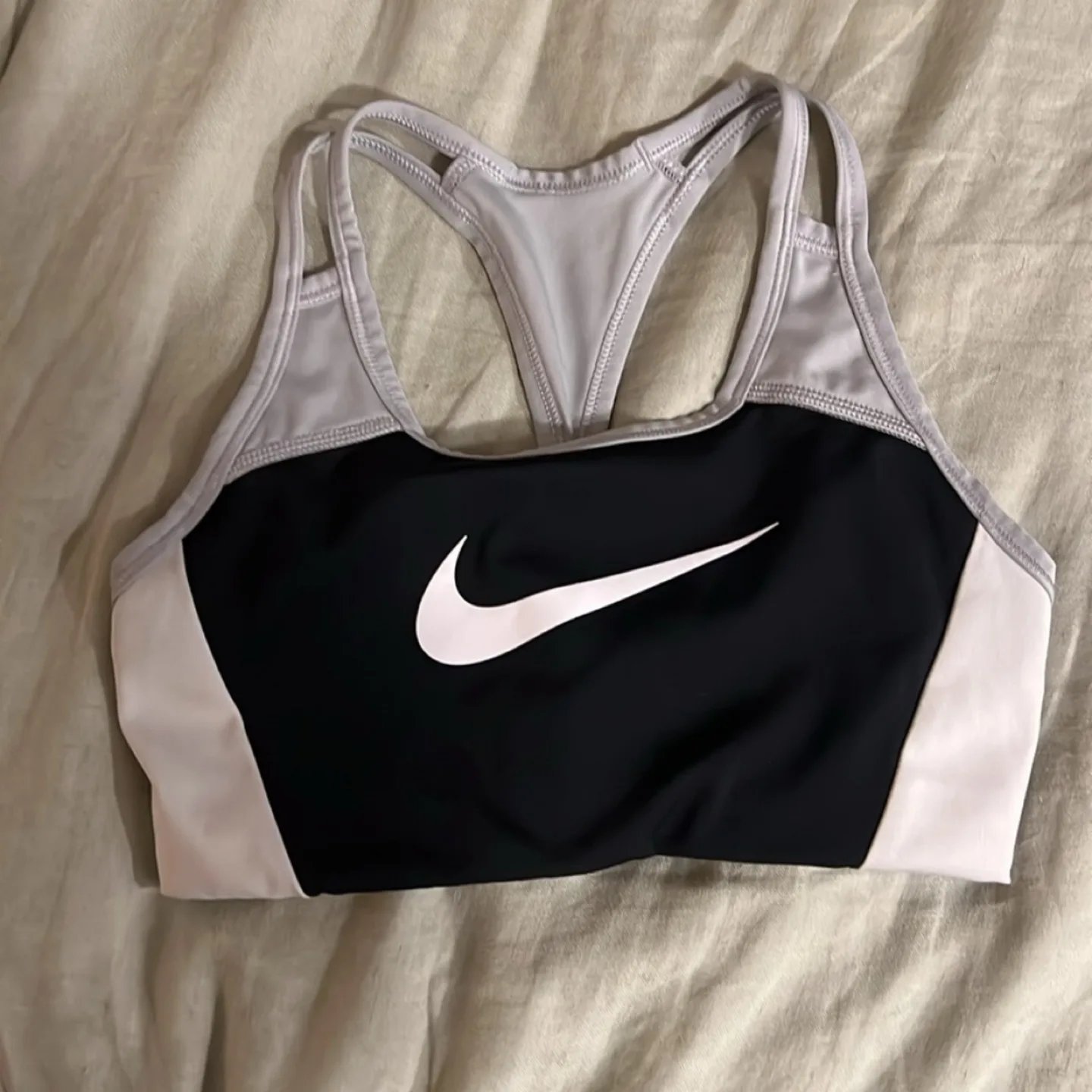 Nike Dri-Fit Swoosh Bra - small image indicator(3)