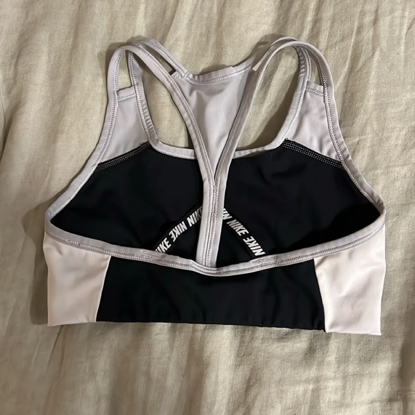 Nike Dri-Fit Swoosh Bra - small image indicator(5)