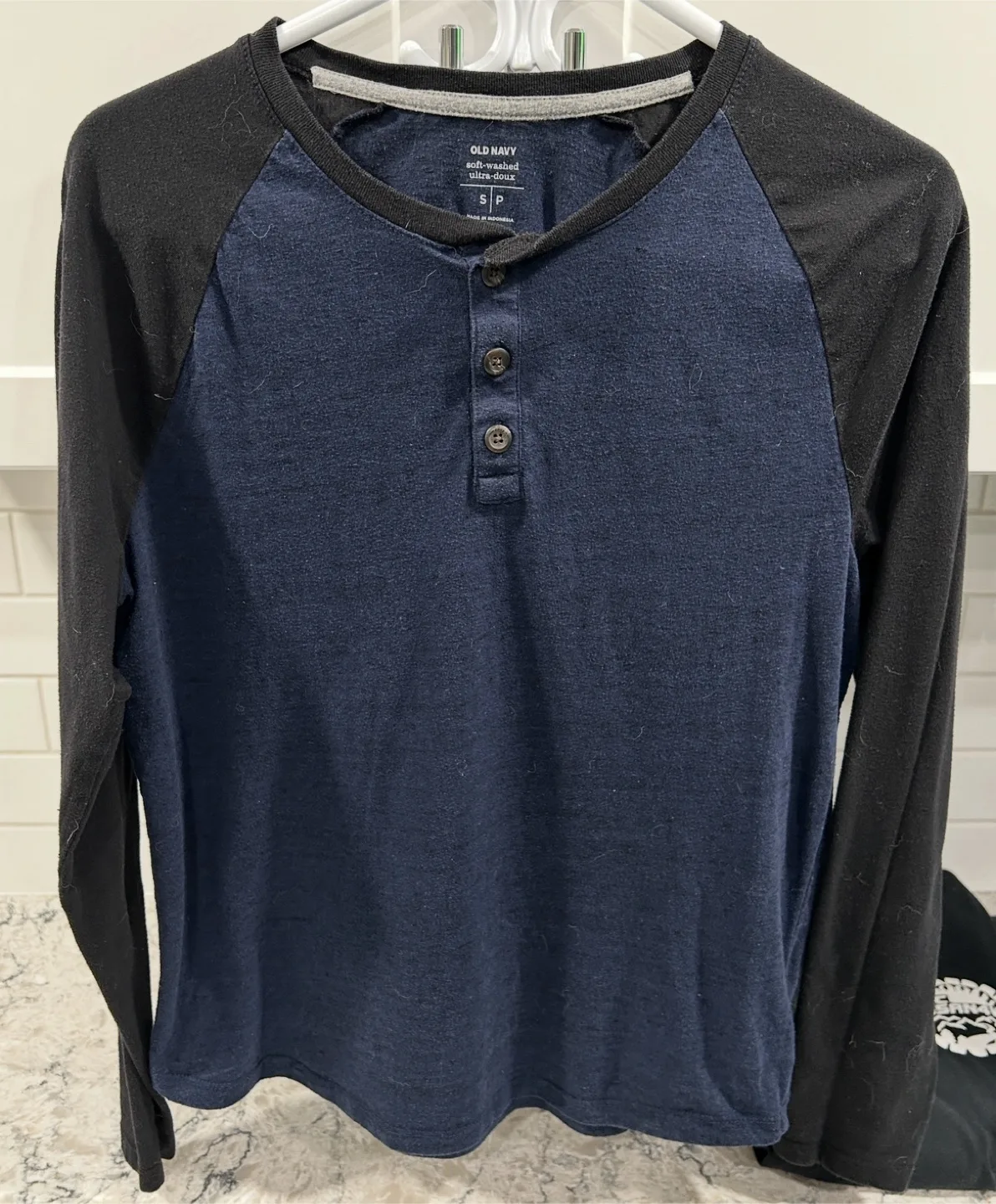 Men’s 2 toned Old Navy Long Sleeve Shirt thumbnail