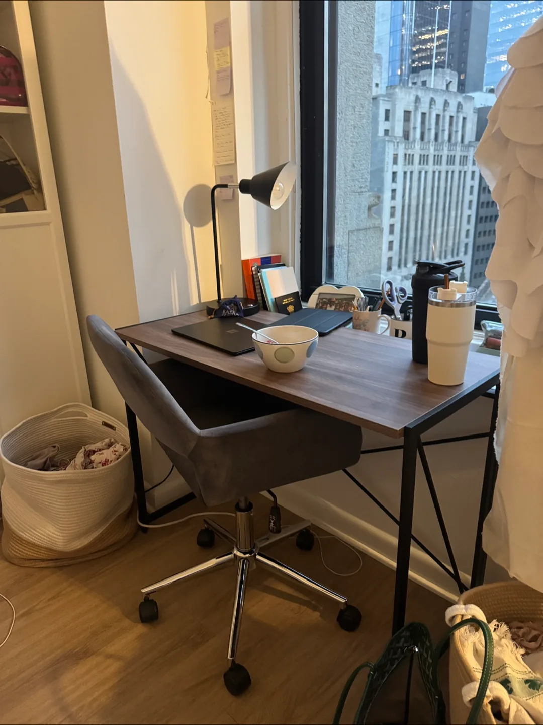 Desk and Chair Set thumbnail
