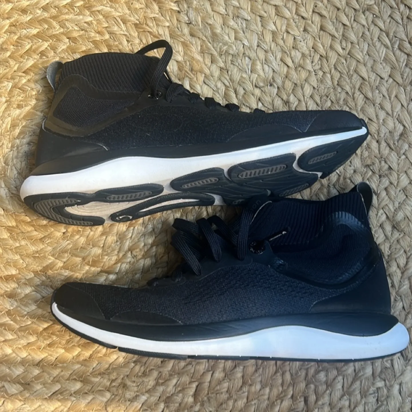 Lululemon Chargefeel Mid Womens Workout Shoe - size 6 image indicator(6)