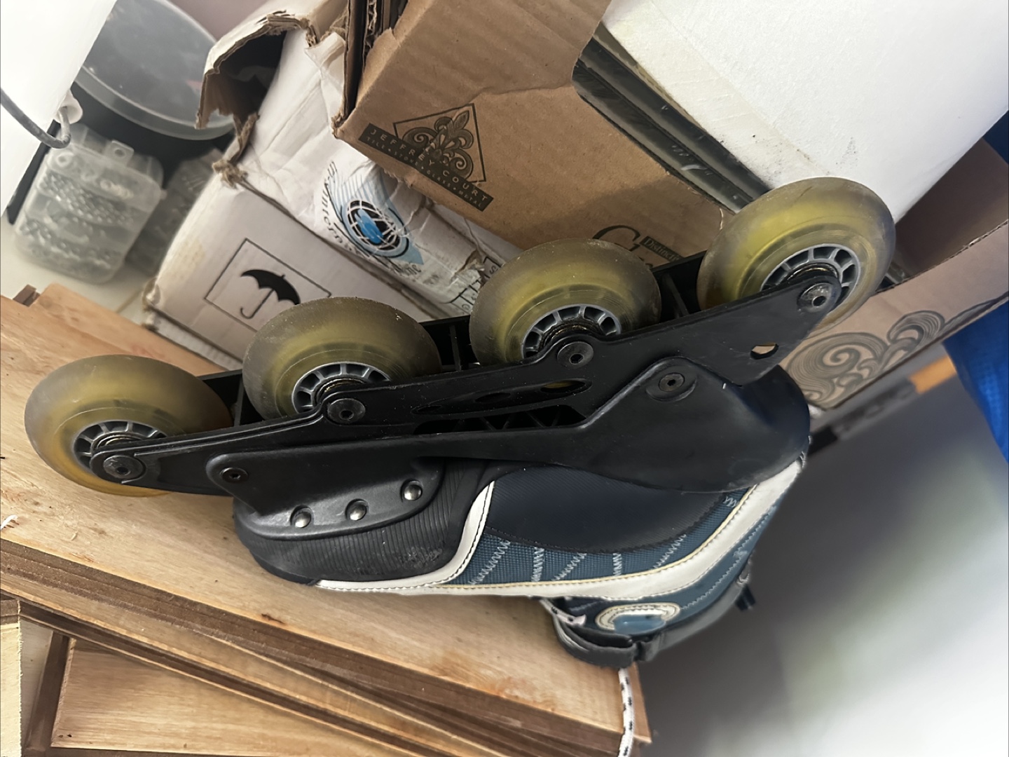 Bauer Inline Skates - Size 7 - photo 3