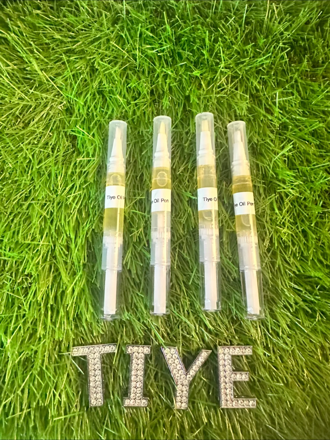 1 refillable cuticle Oil Pen thumbnail