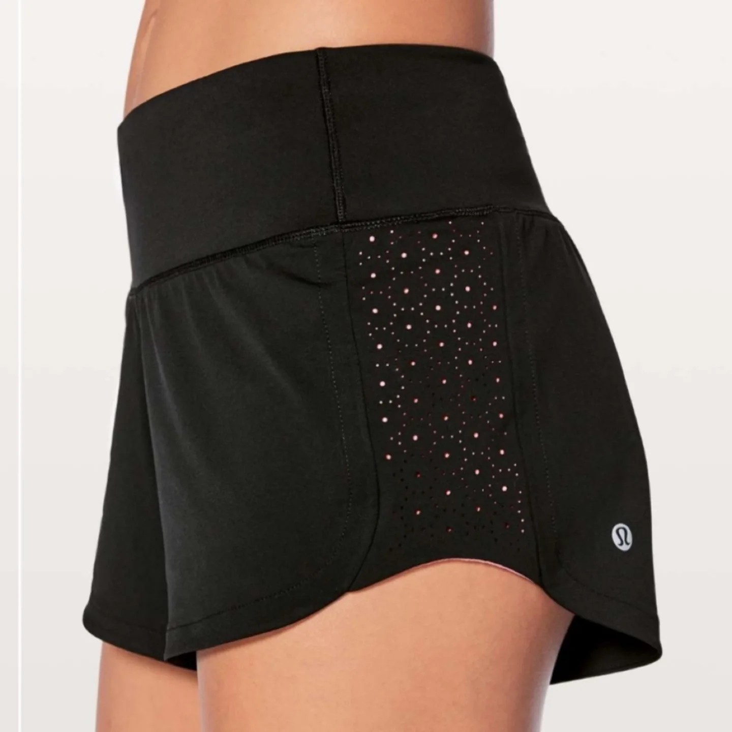 Lululemon Colour Me Quick Short 3" - size 4 thumbnail