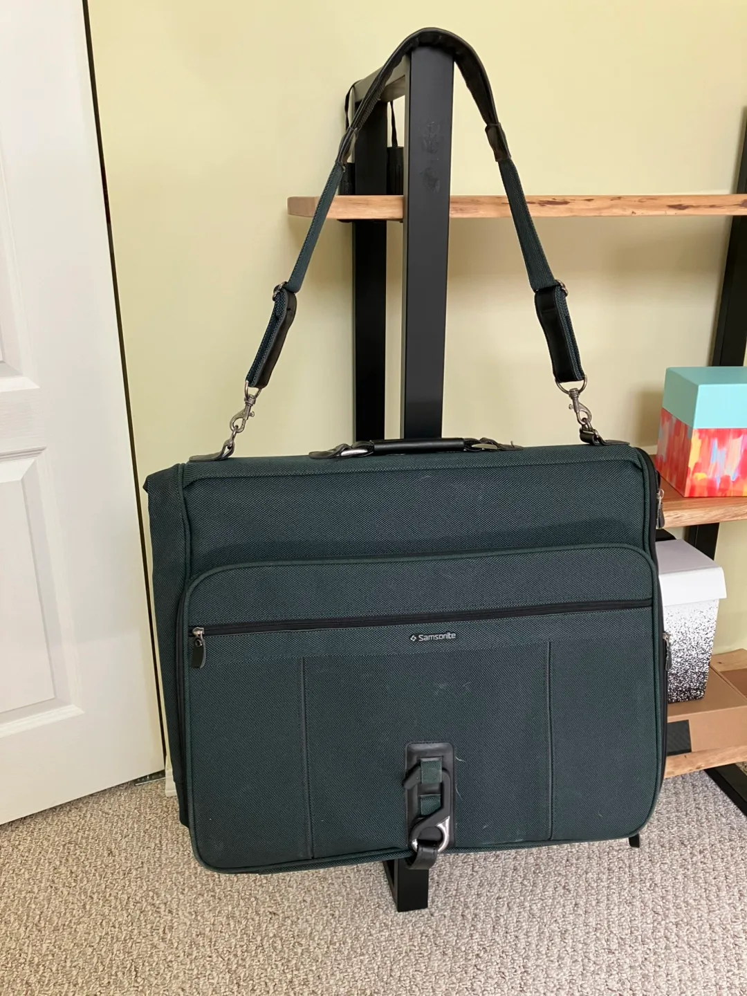 Samsonite Garment Bag - Dark Green thumbnail
