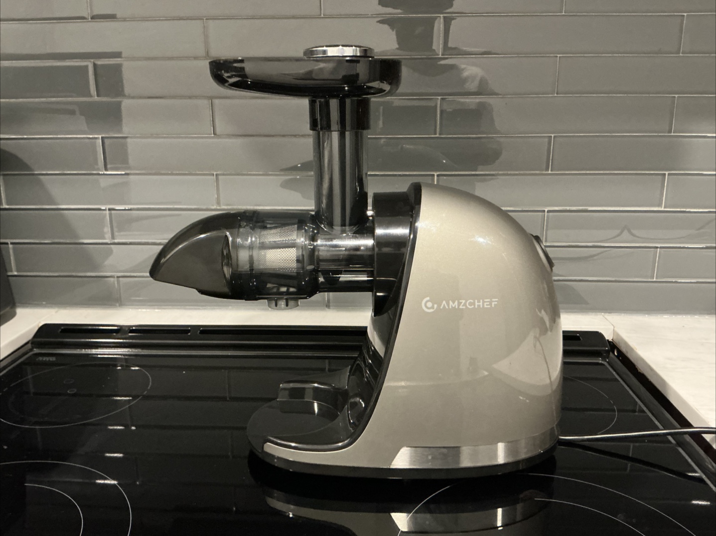 AMZCHEF Cold Press Slow Juicer