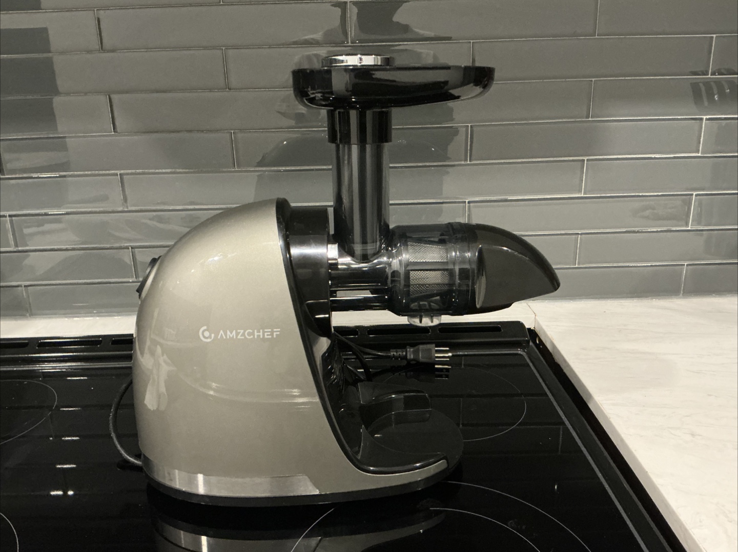 AMZCHEF Cold Press Slow Juicer - photo 3