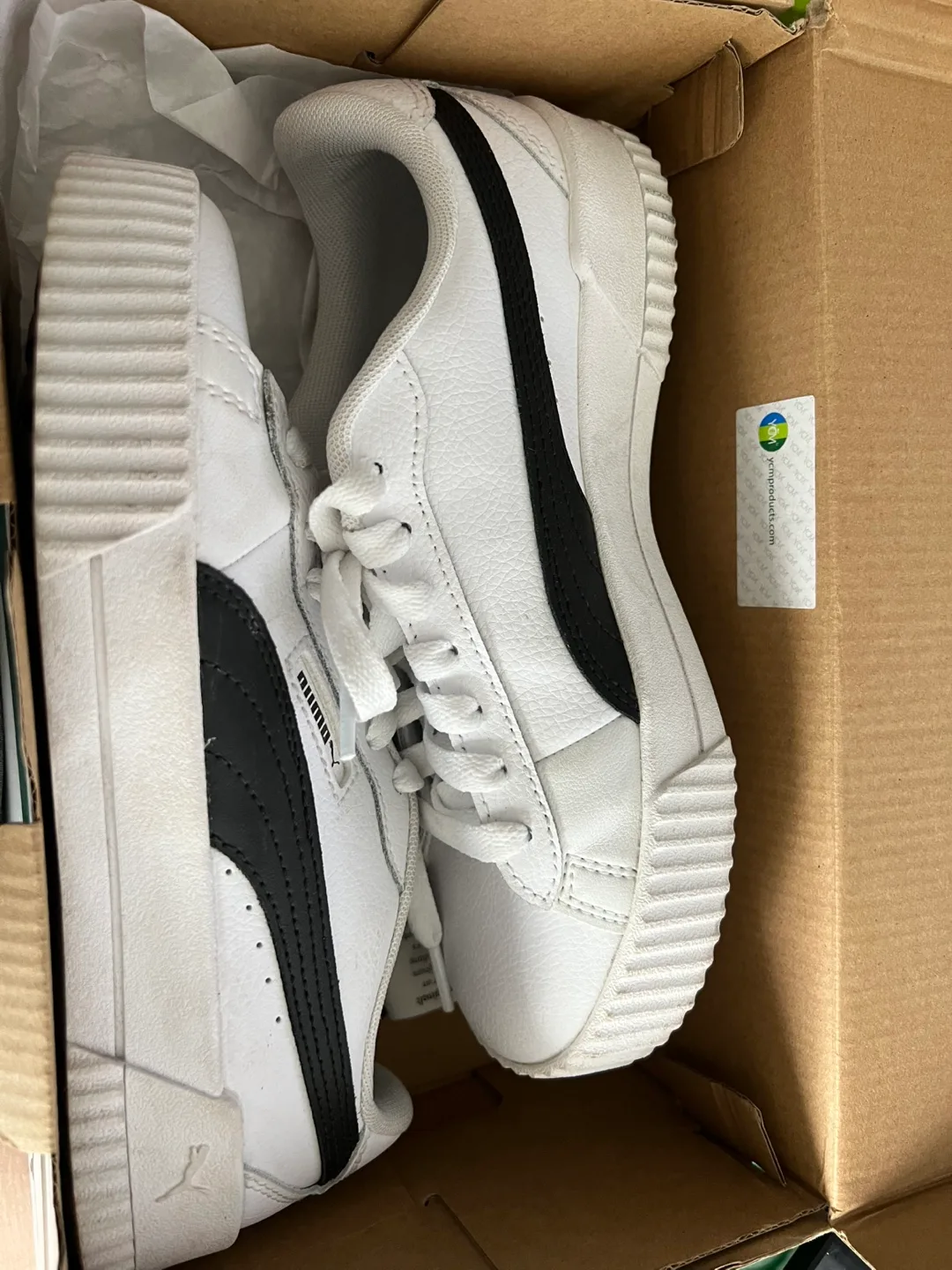Puma Carina Lift White/Black Sneakers size 6 thumbnail