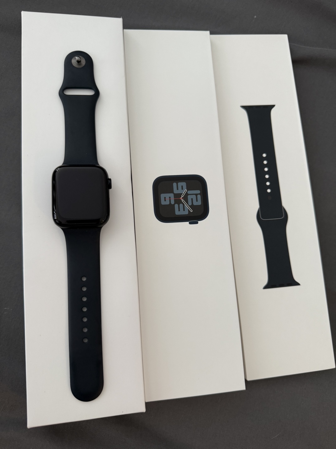 Apple Watch SE (2nd Gen) – 44mm | Excellent Condition - photo 3