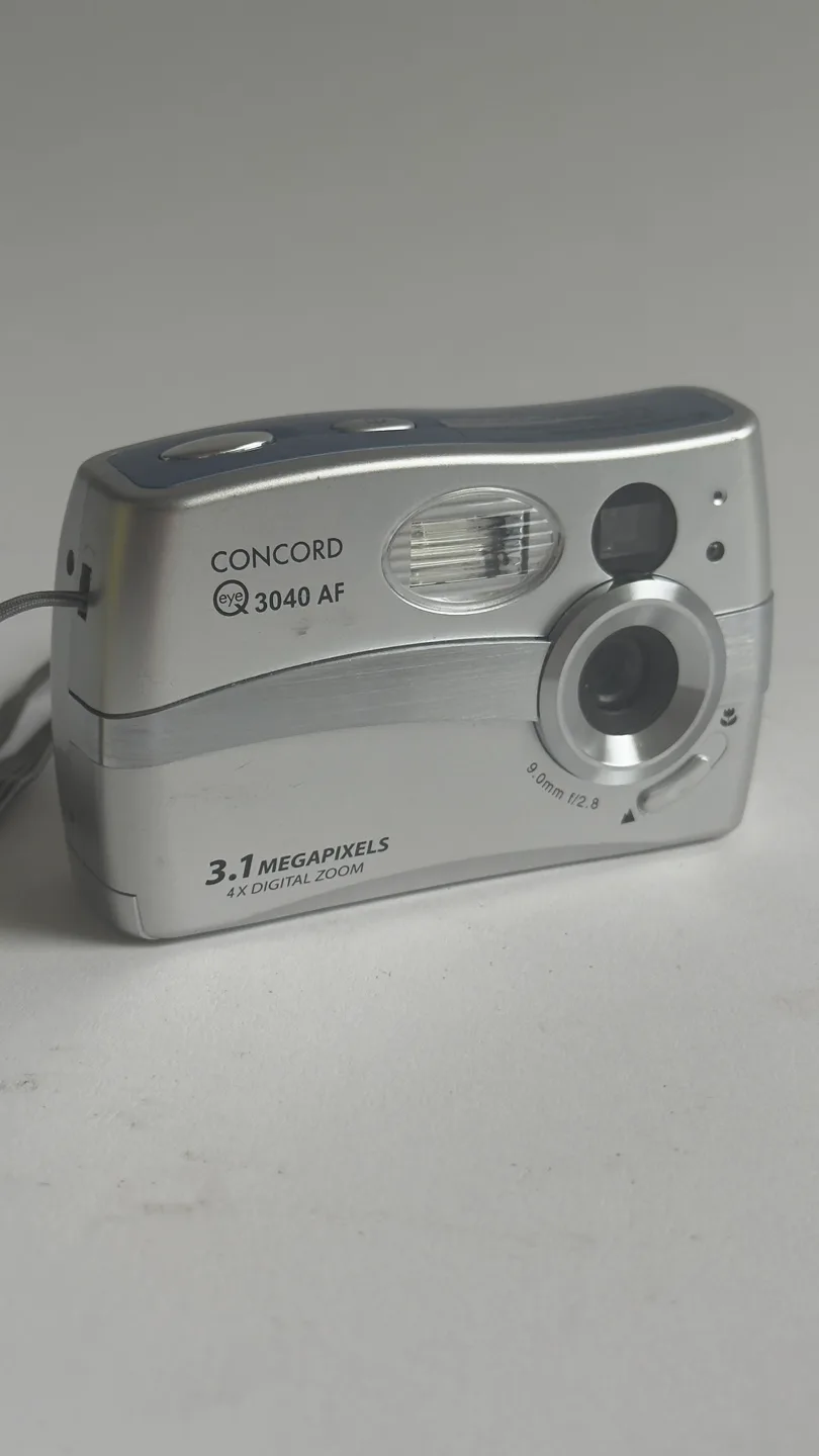 Concord Eye Q 3040 AF 3.1 Megapixel Camera thumbnail