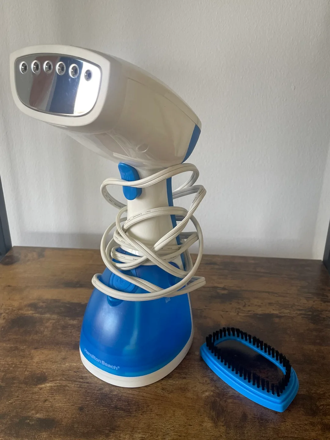 Hamilton Beach 11556F Handheld Steamer thumbnail