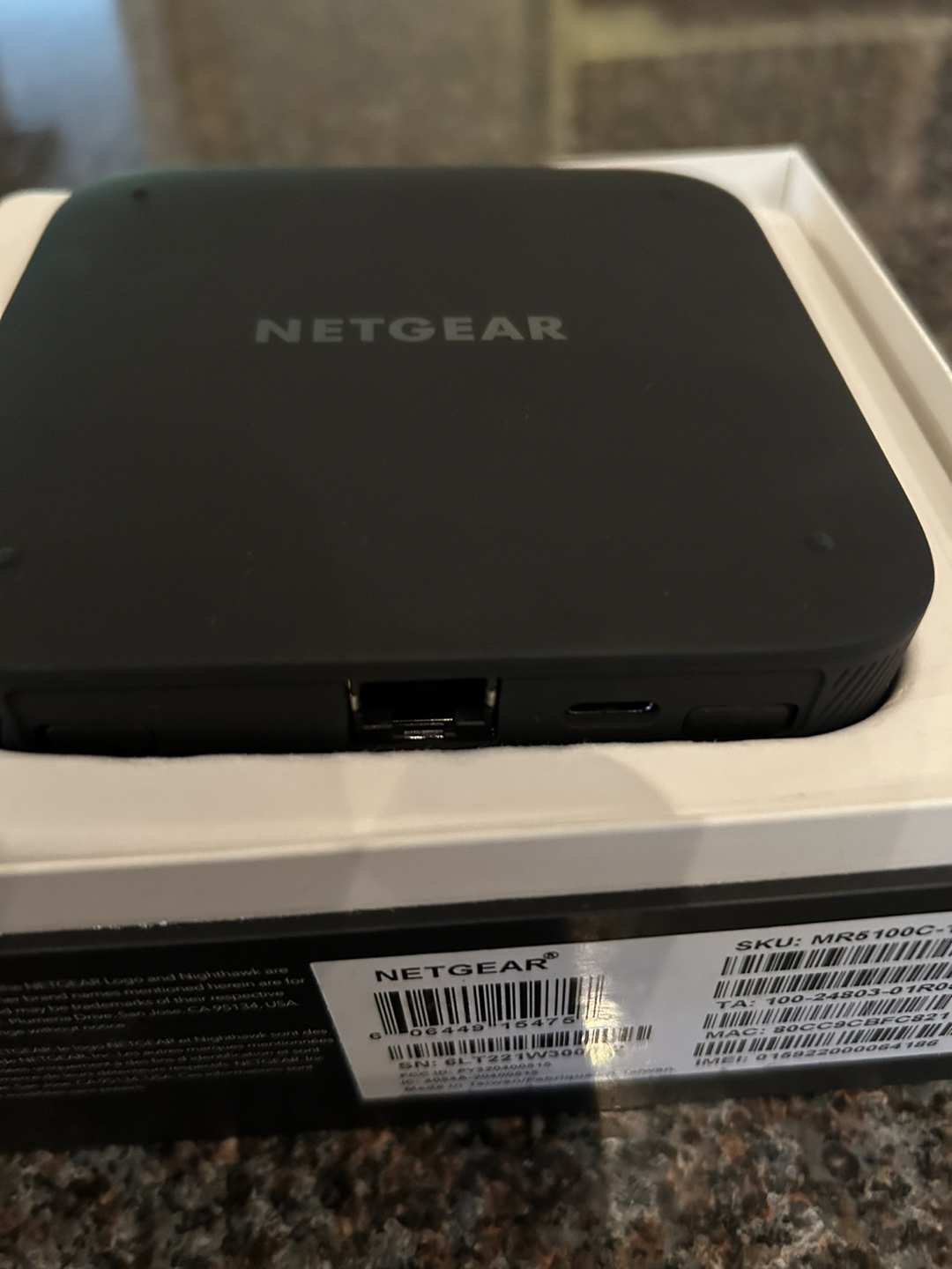 NETGEAR Nighthawk M5 5G Mobile Router - photo 5