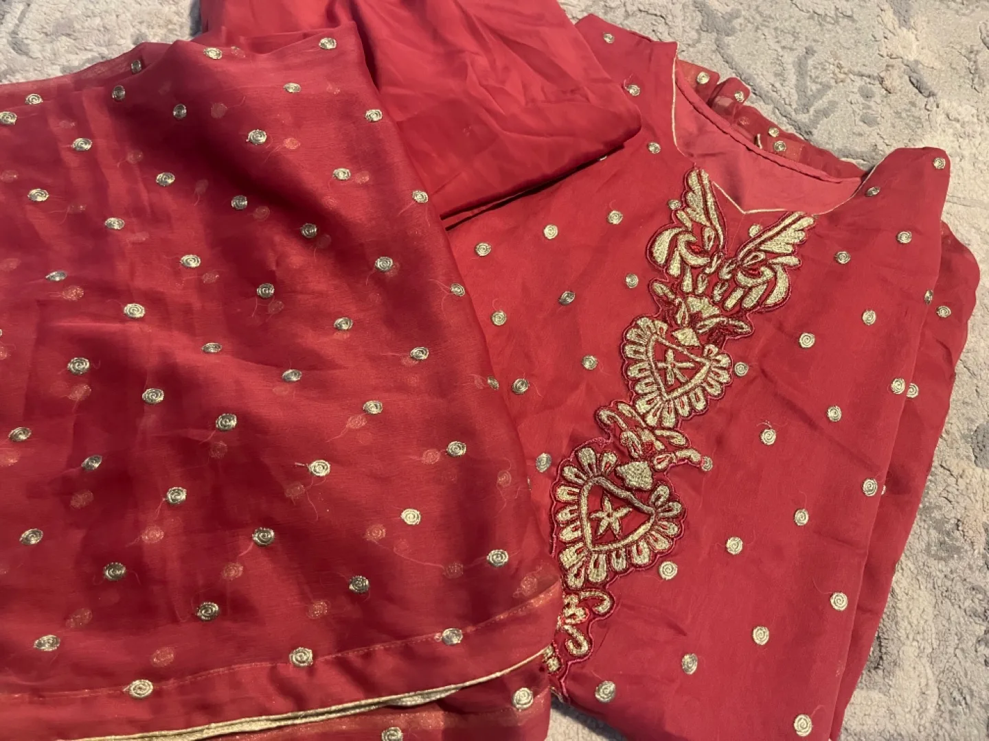 Embroidered Salwar Kameez Suit Set thumbnail