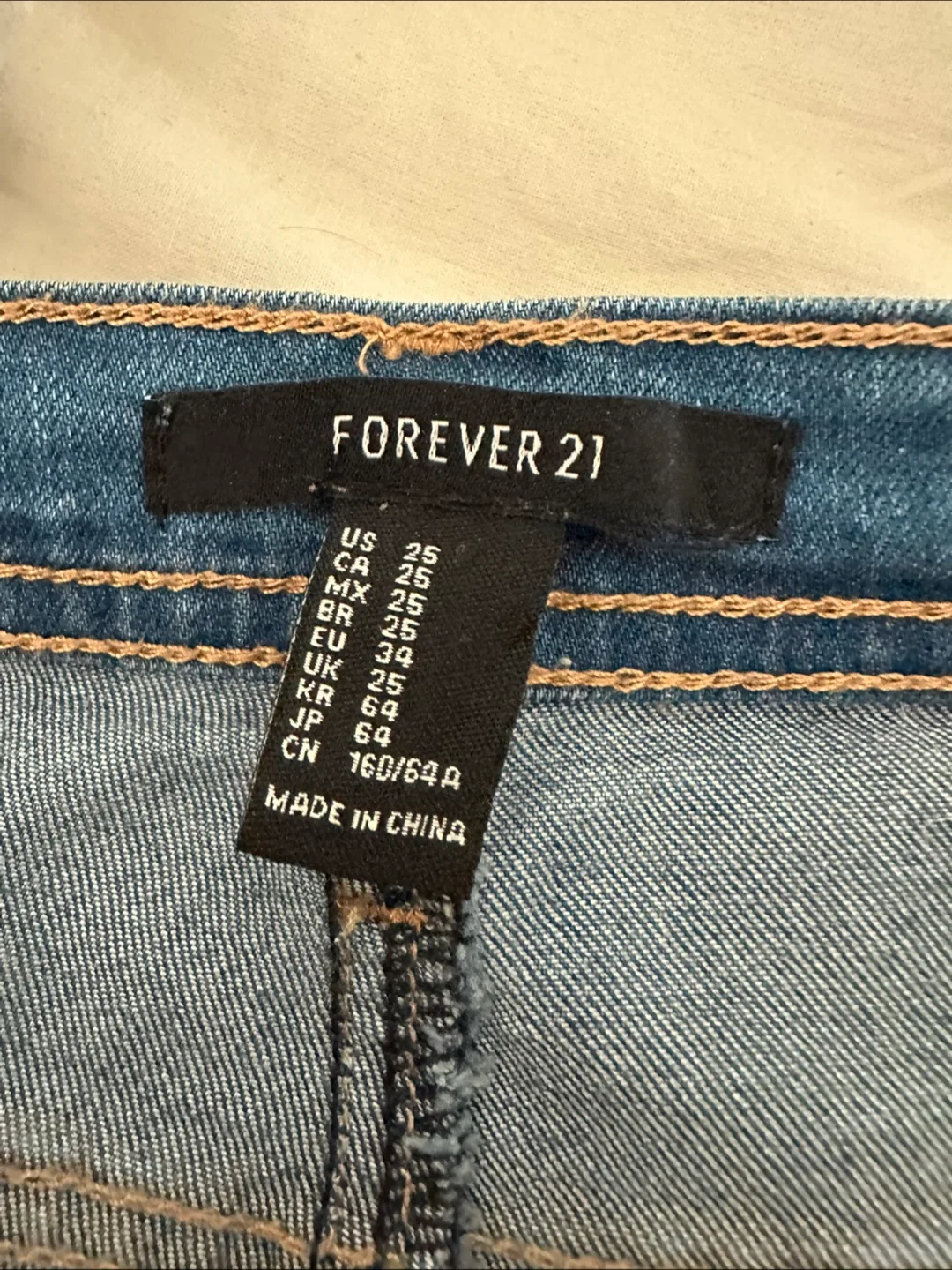 F21 Ripped Jeans - Size 25 image indicator(3)