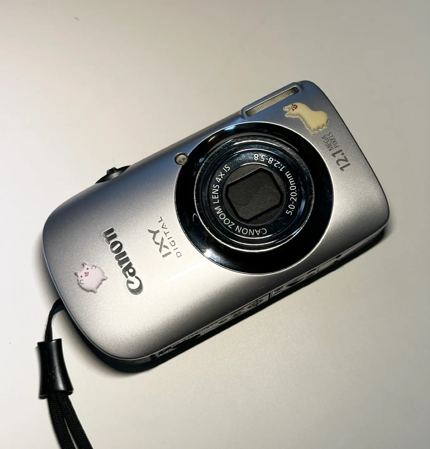 Canon IXY / IXUS 110 IS / SD960 IS Digital Camera - Silver thumbnail