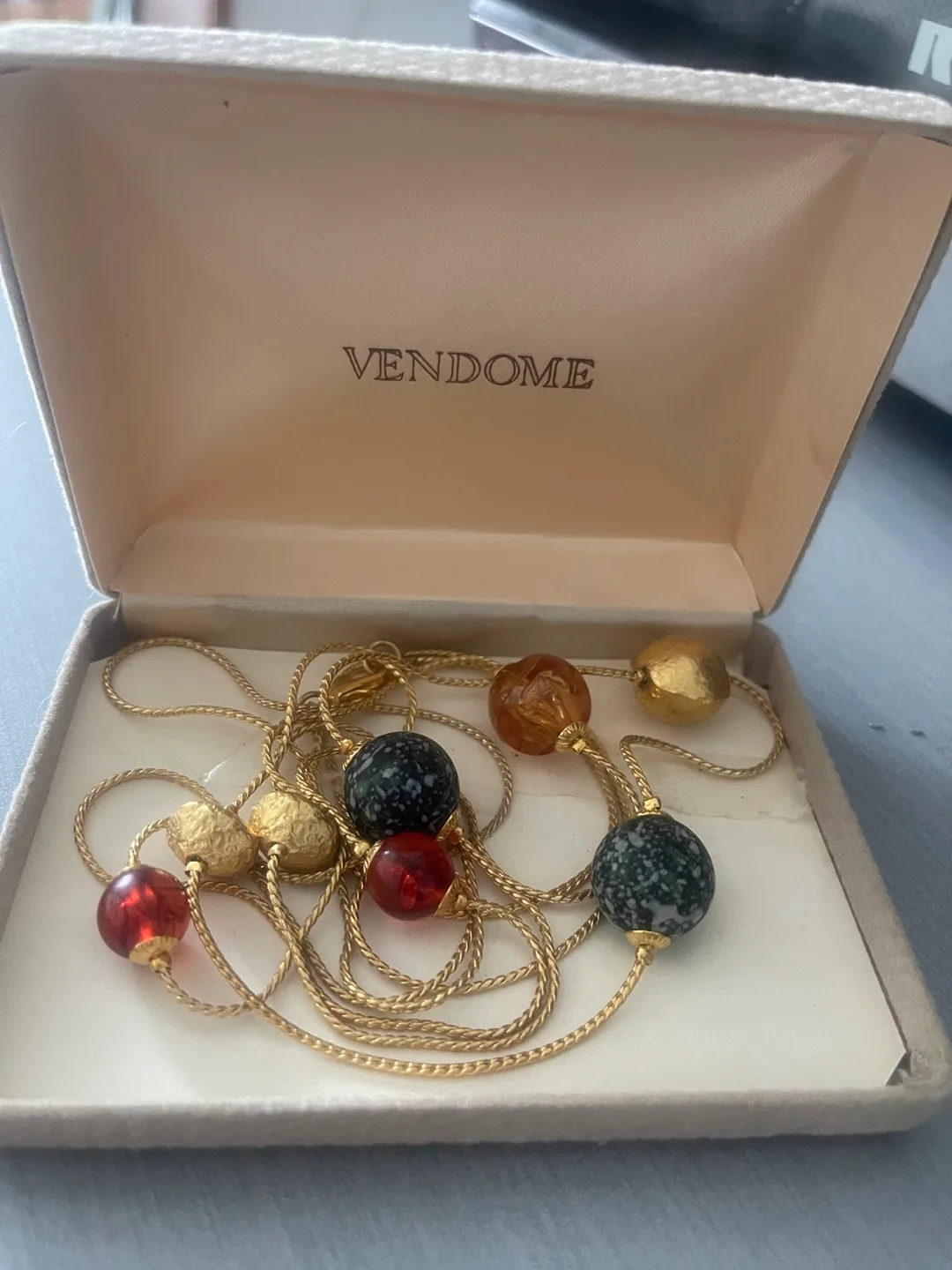 Vendome Chain Necklace with Beads thumbnail