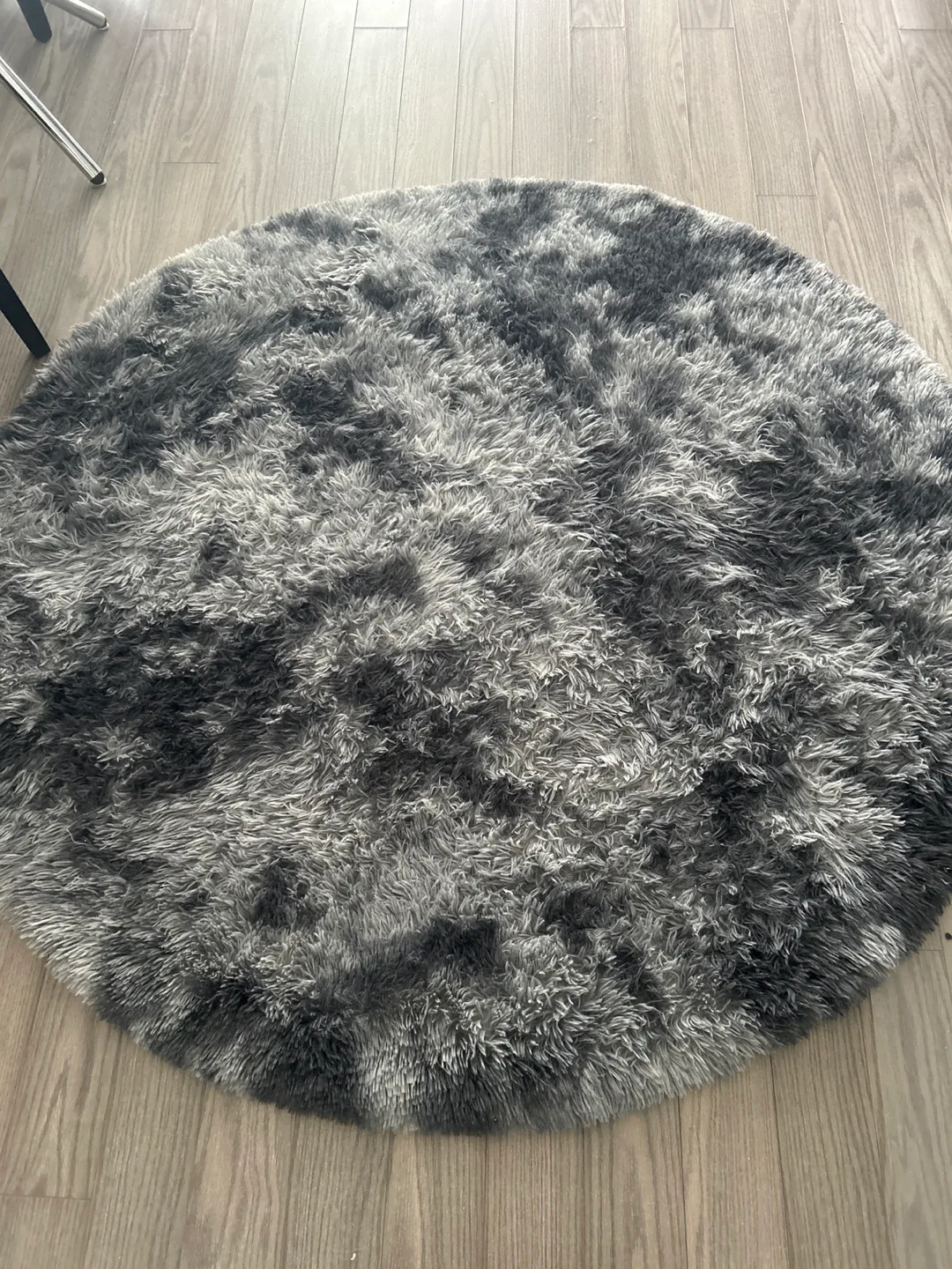 1.6m Round Grey Shag Rug thumbnail