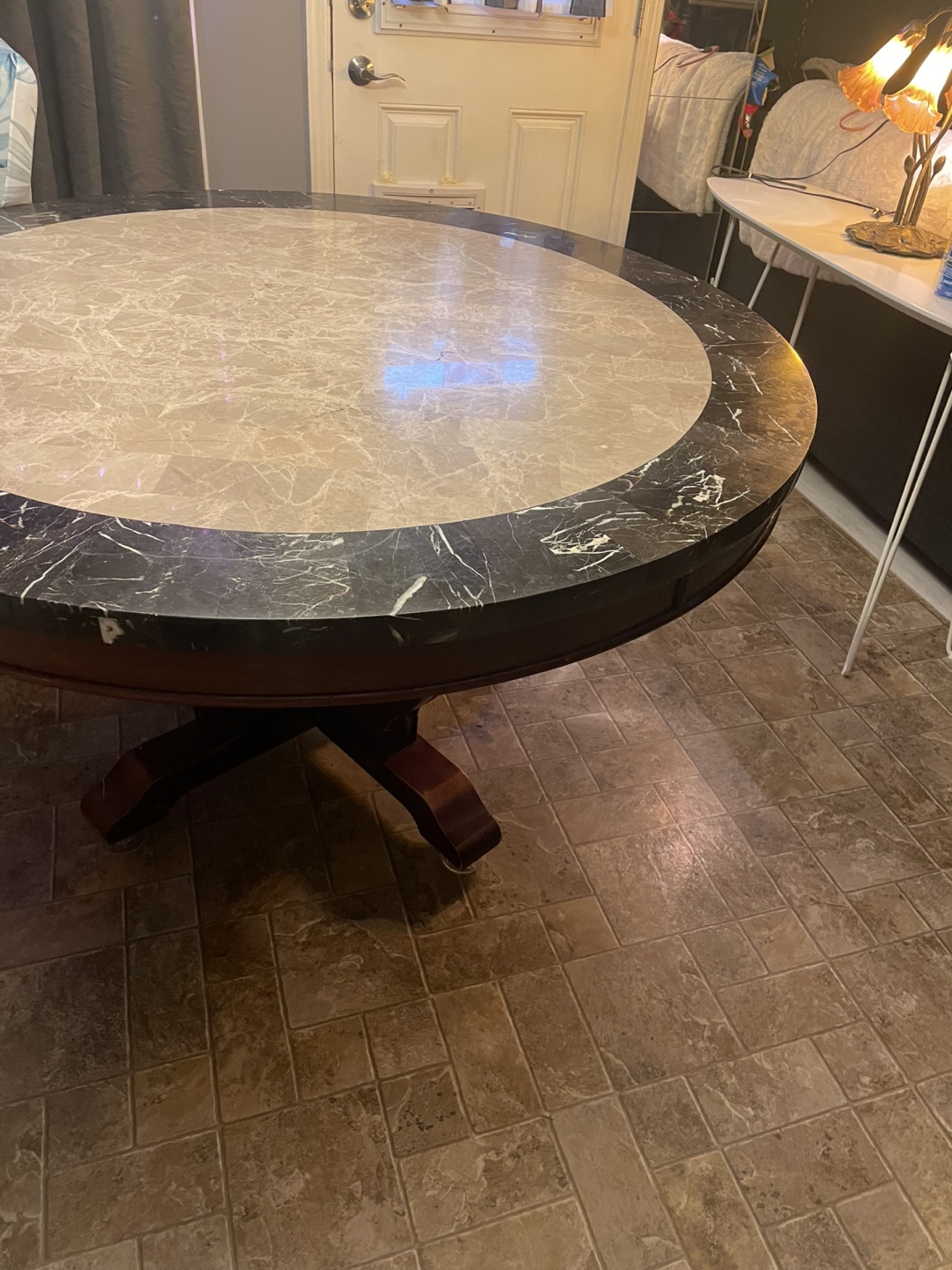 Beautiful Large Round Marble Table - photo 2