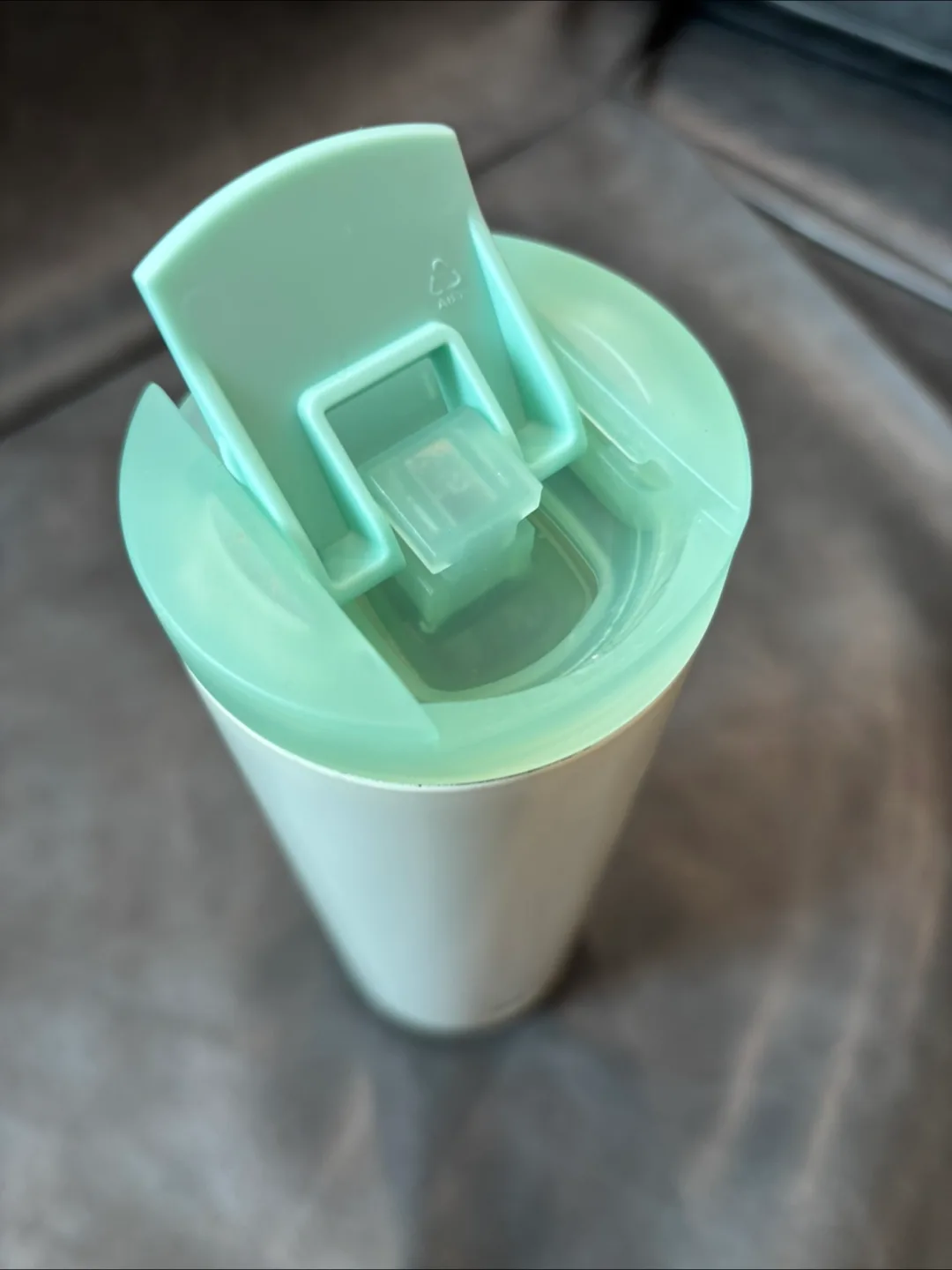 Starbucks Travel Mug - White image indicator(4)