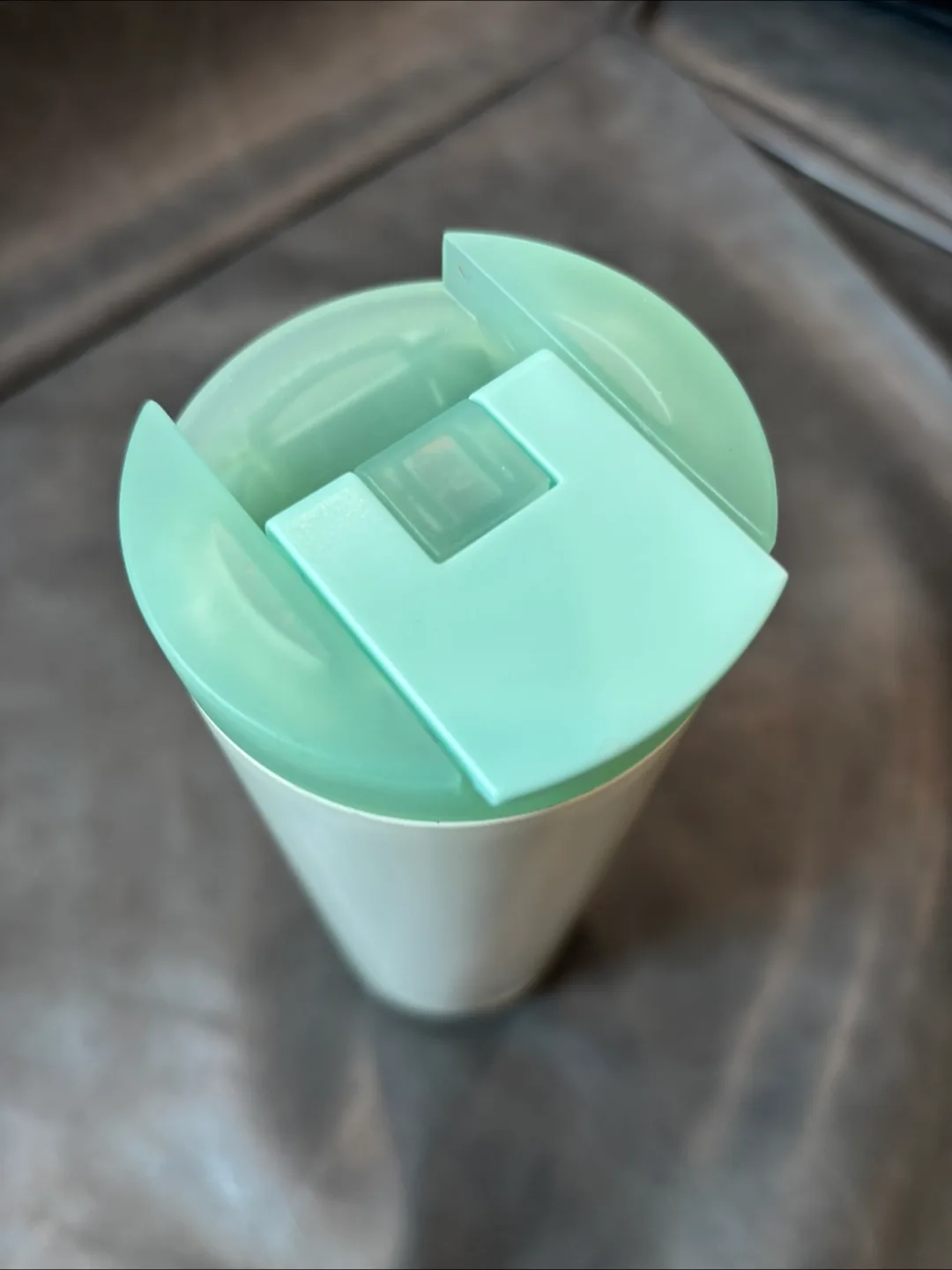 Starbucks Travel Mug - White image indicator(3)