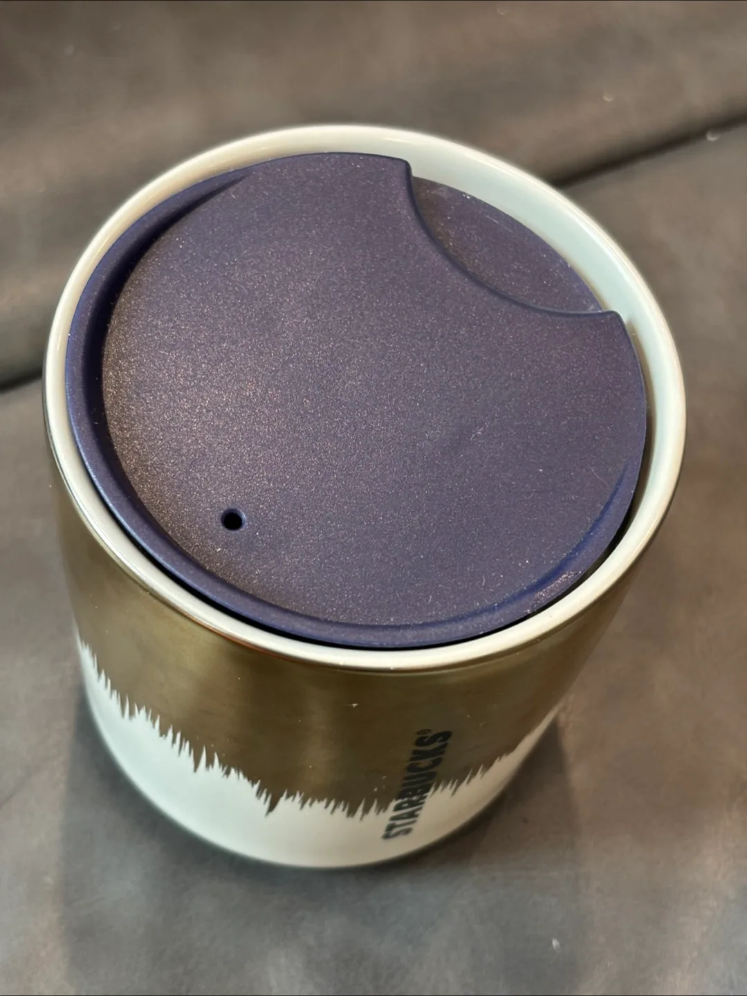 Starbucks Gold & White Travel Mug image indicator(2)