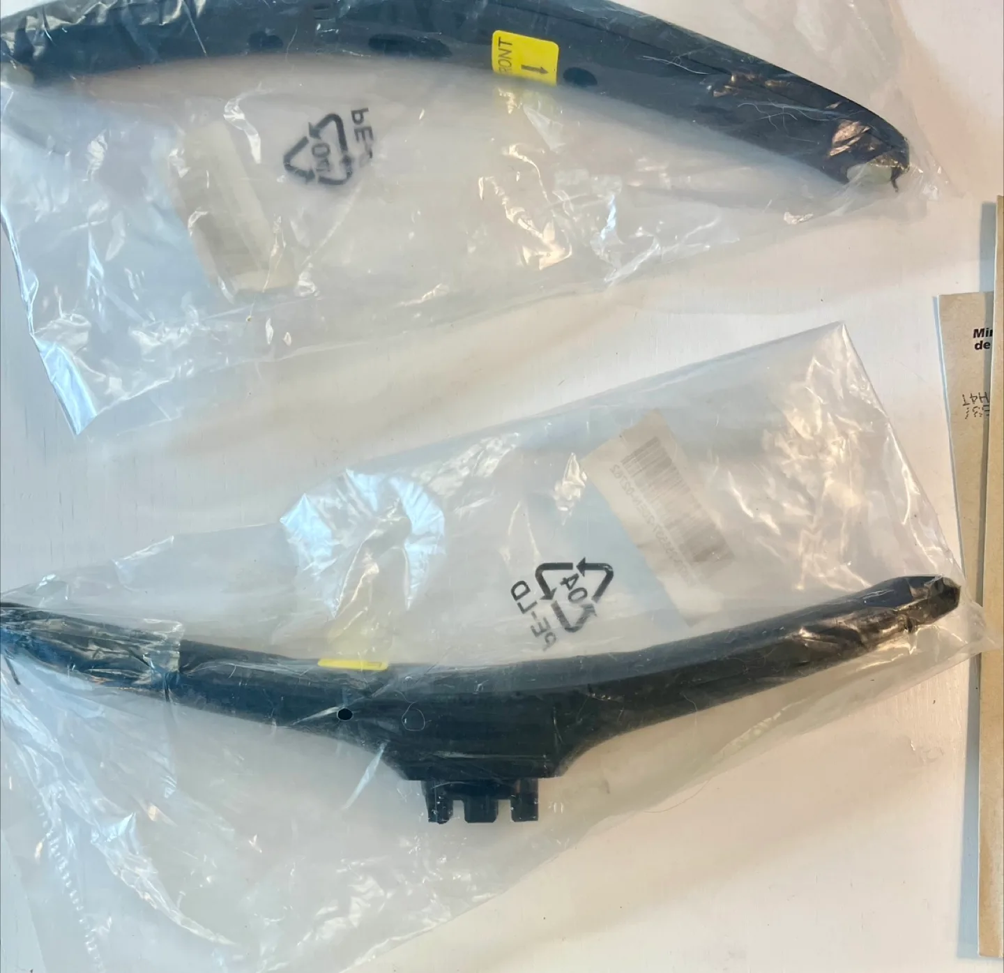 2 Samsung TV Stands- Black image indicator(4)