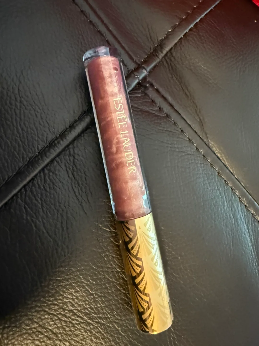 Estee Lauder Limited Edition Lip Gloss thumbnail