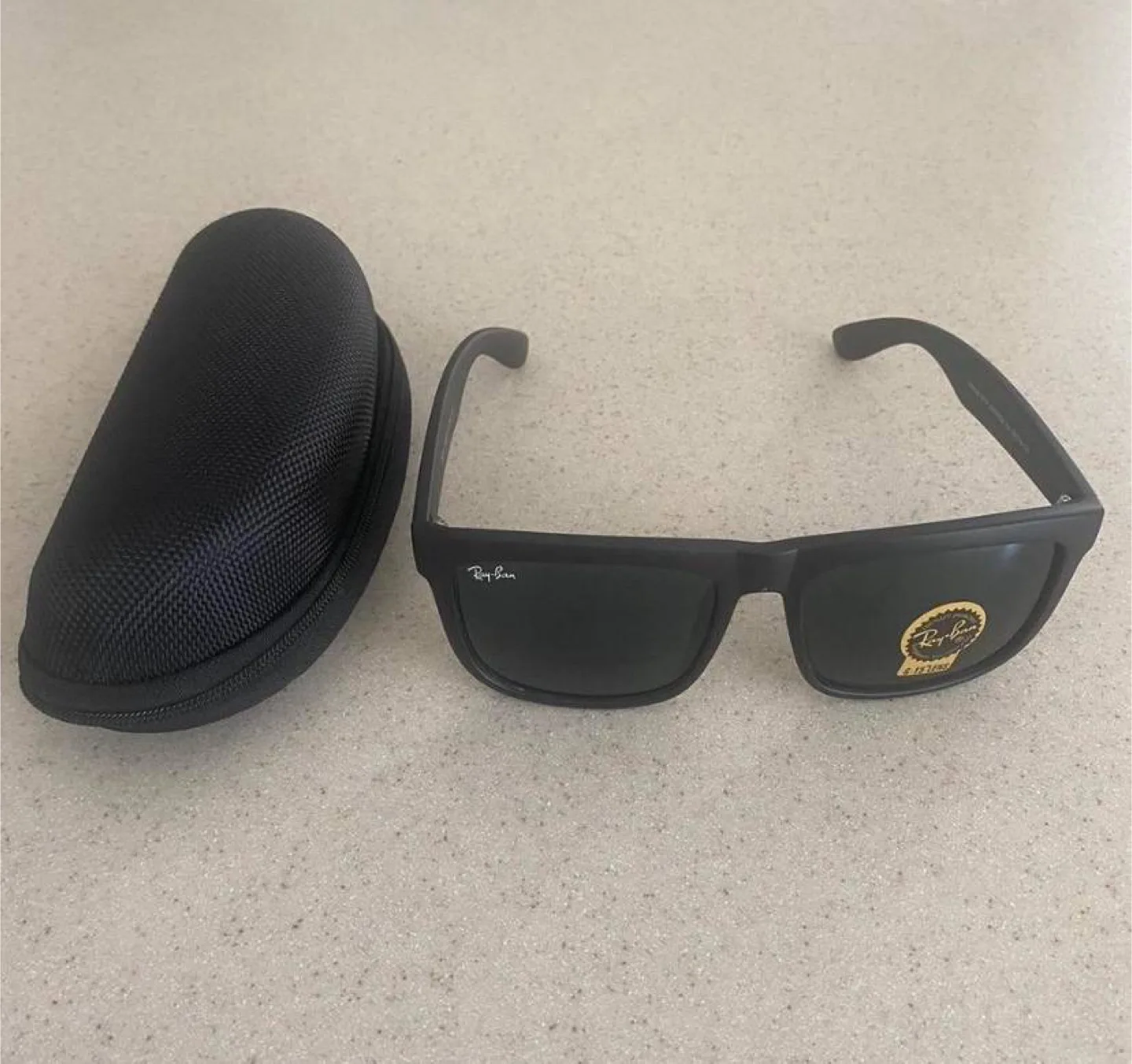 Ray-Ban Black Sunglasses With Case G-15 Lens UV Protection thumbnail