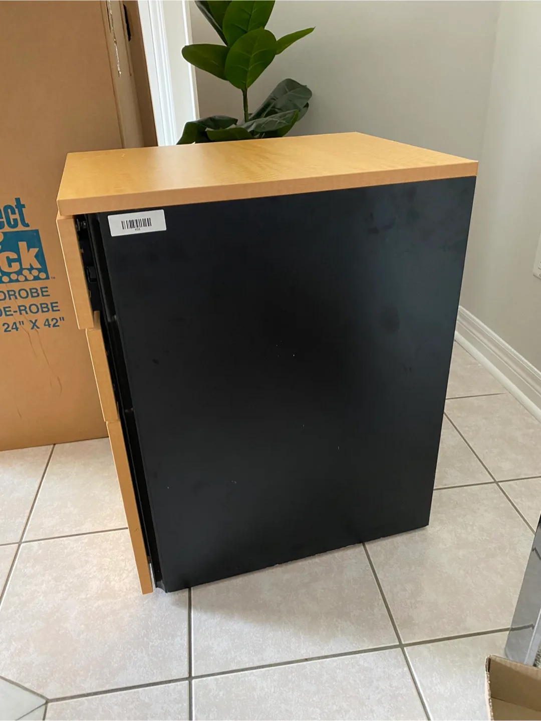 Wooden 3-Drawer Filing Cabinet image indicator(2)