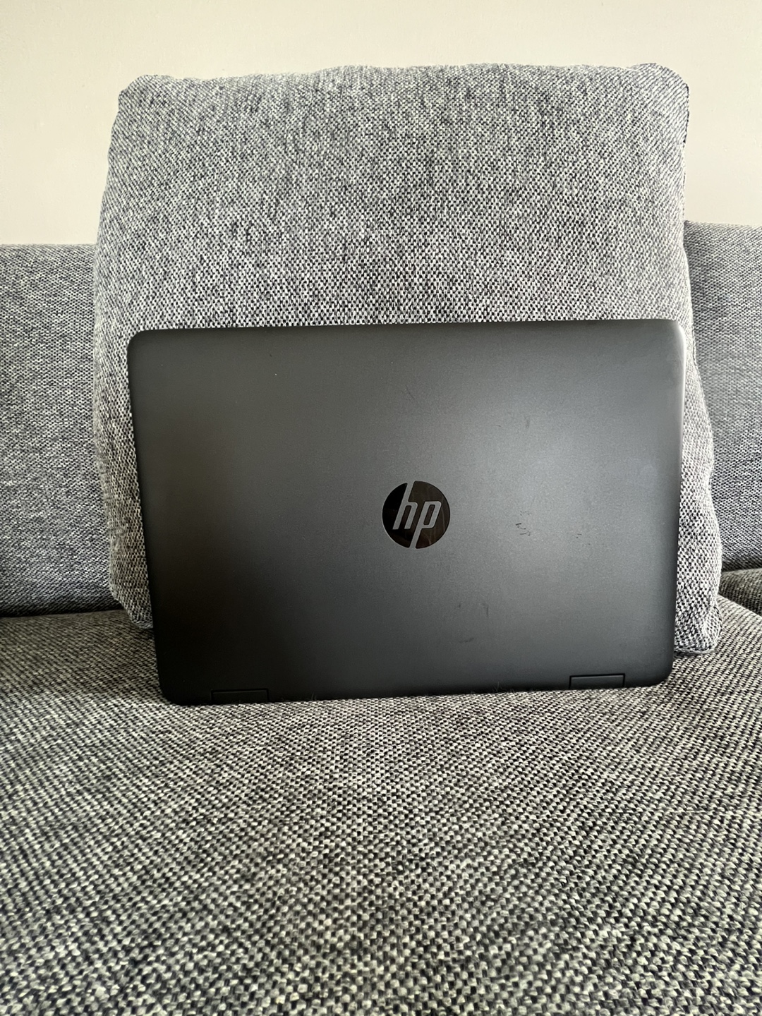 HP Laptop - Intel i5, 8GB RAM, 465GB Storage
