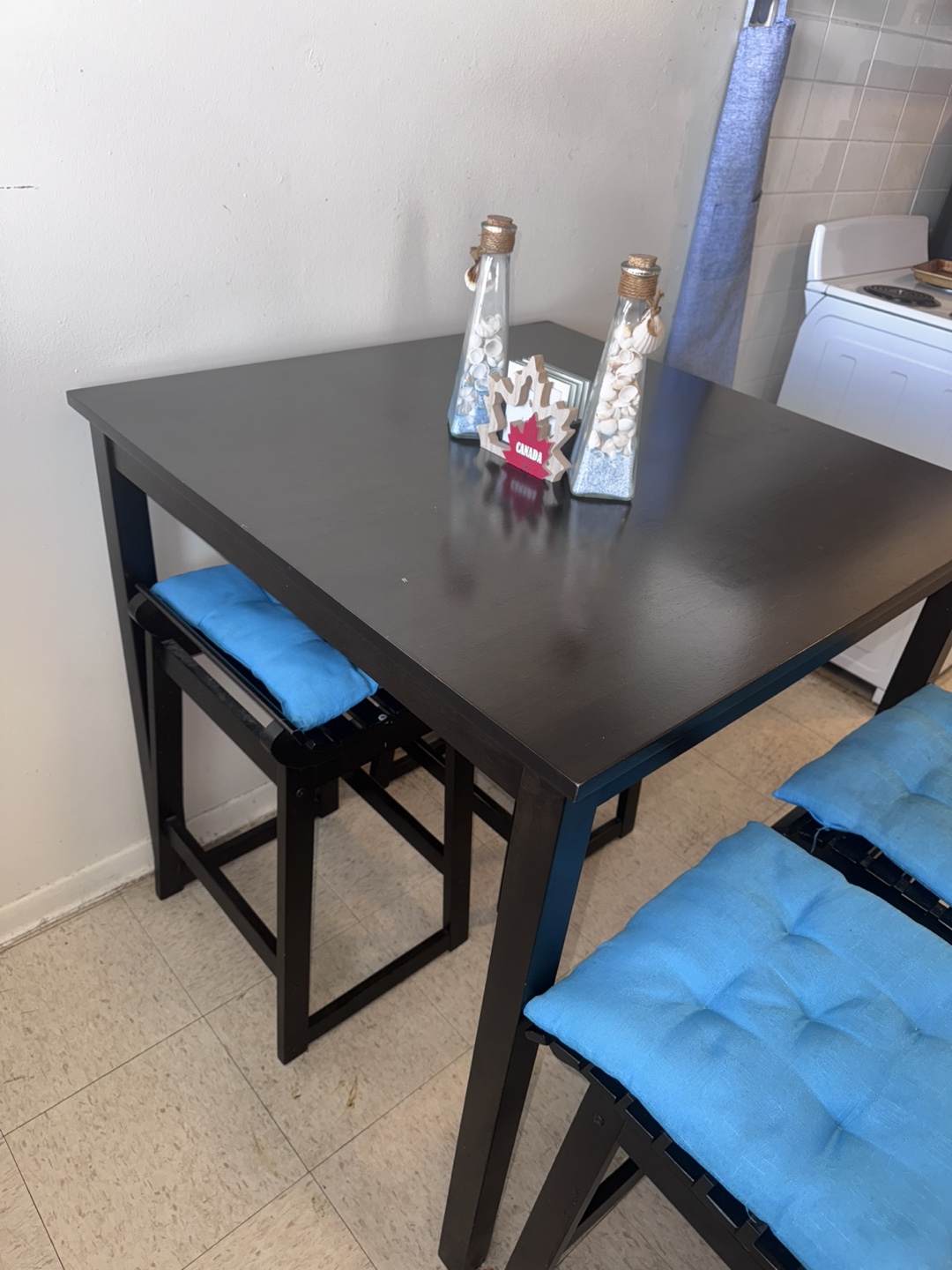 Black Dining Table with 4 Stools - photo 3