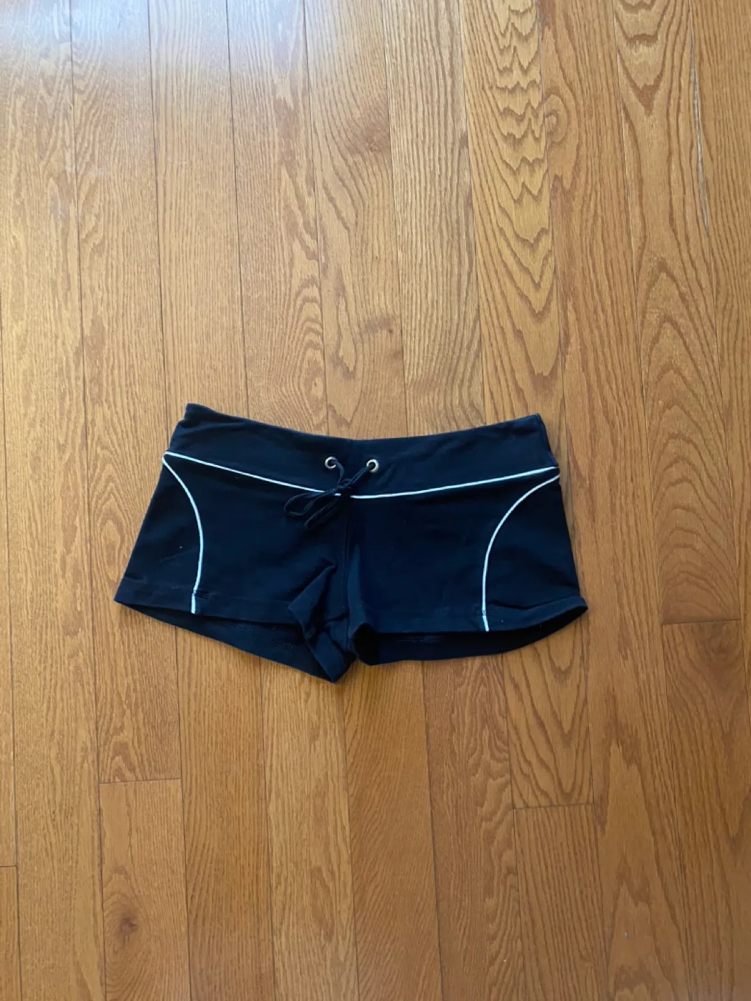 Assorted Women's Bottoms - Pants, Shorts thumbnail