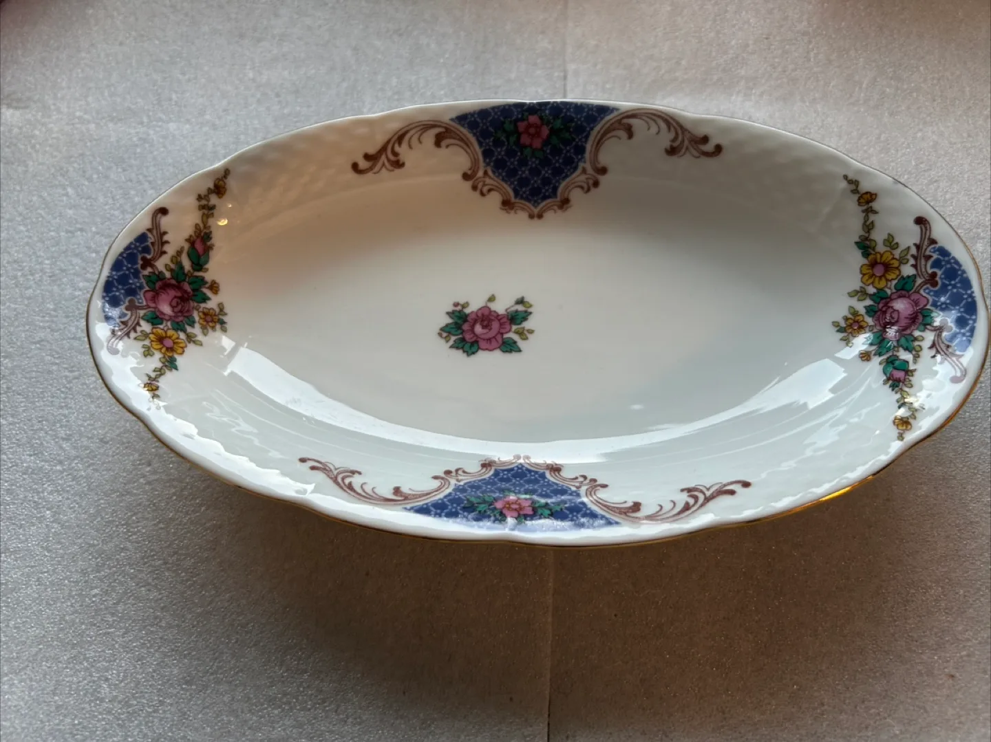 NEW Cristallerie Holland Vintage Porcelain Gold Trim Oval Dish thumbnail