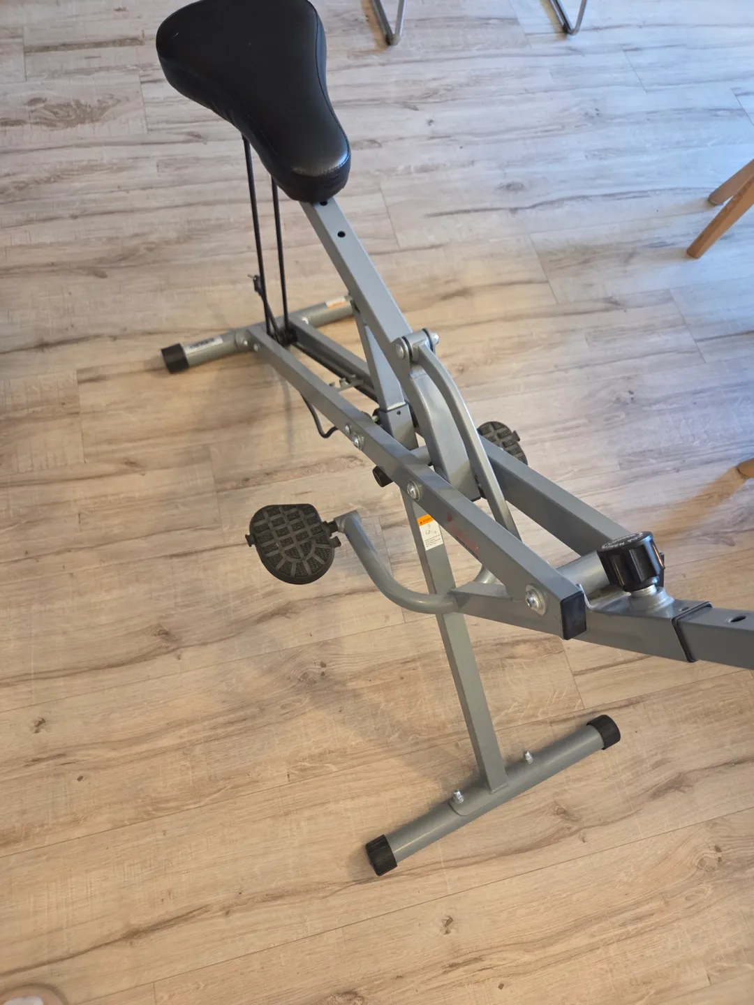 Sunny Health & Fitness Squat Assist Row-N-Ride Trainer image indicator(2)