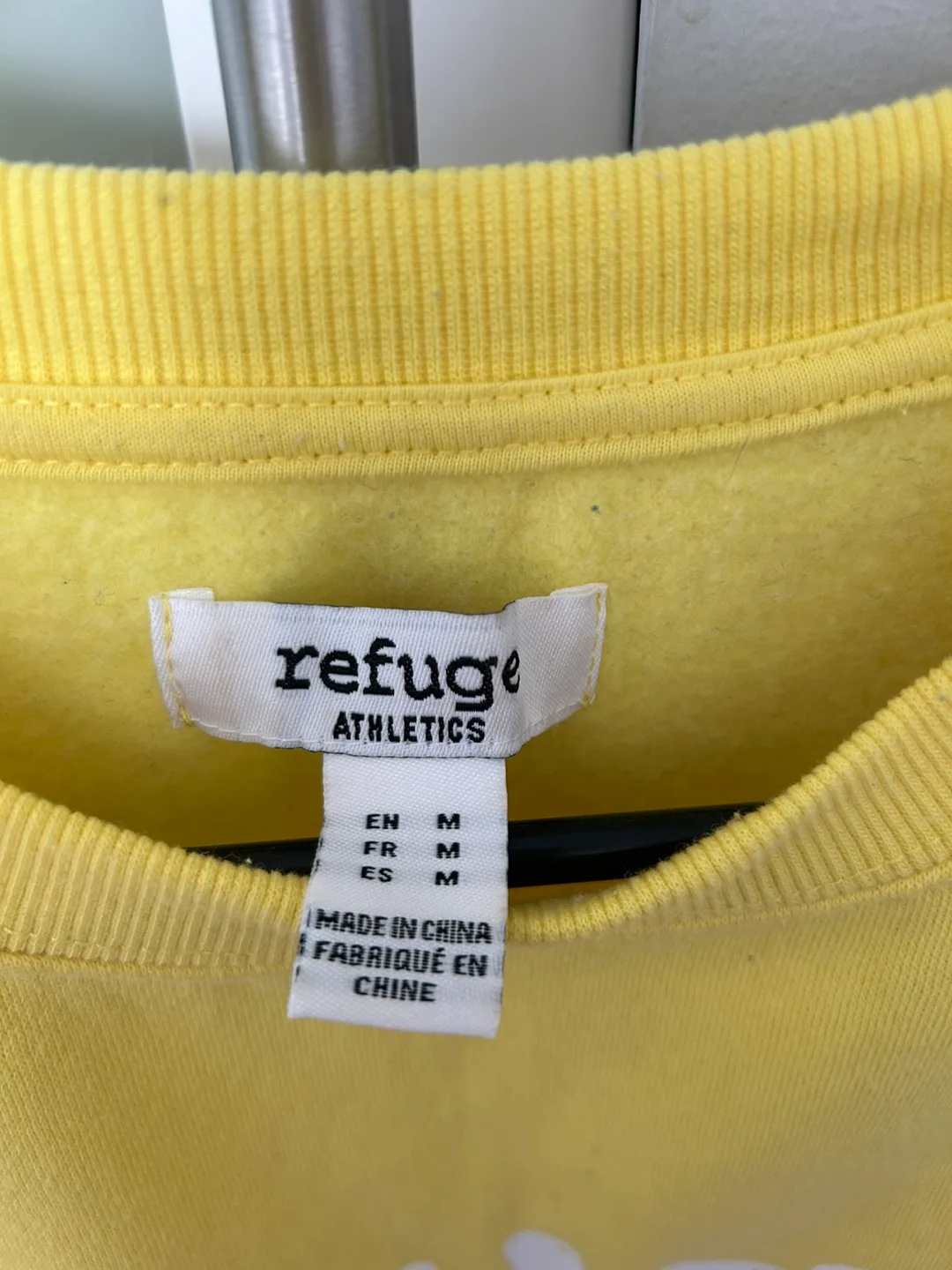 Refuge Athletics Yellow Sweatshirt - Size M image indicator(3)