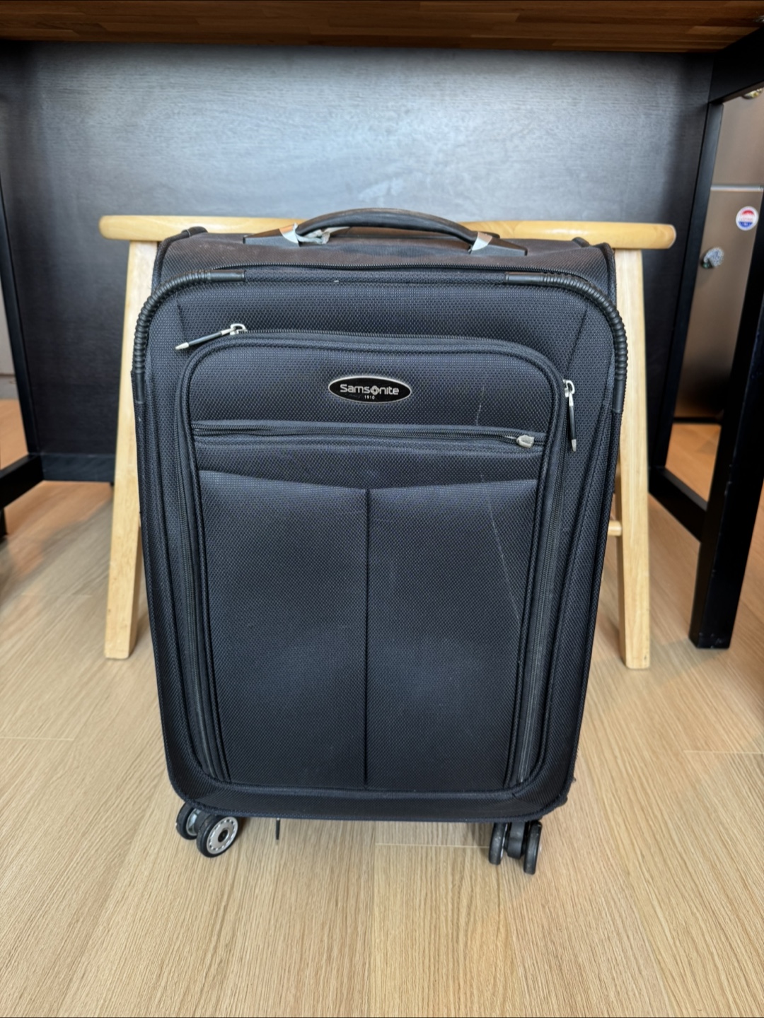 Samsonite Black Checked Suitcase and Carry-on Suitcase - photo 3
