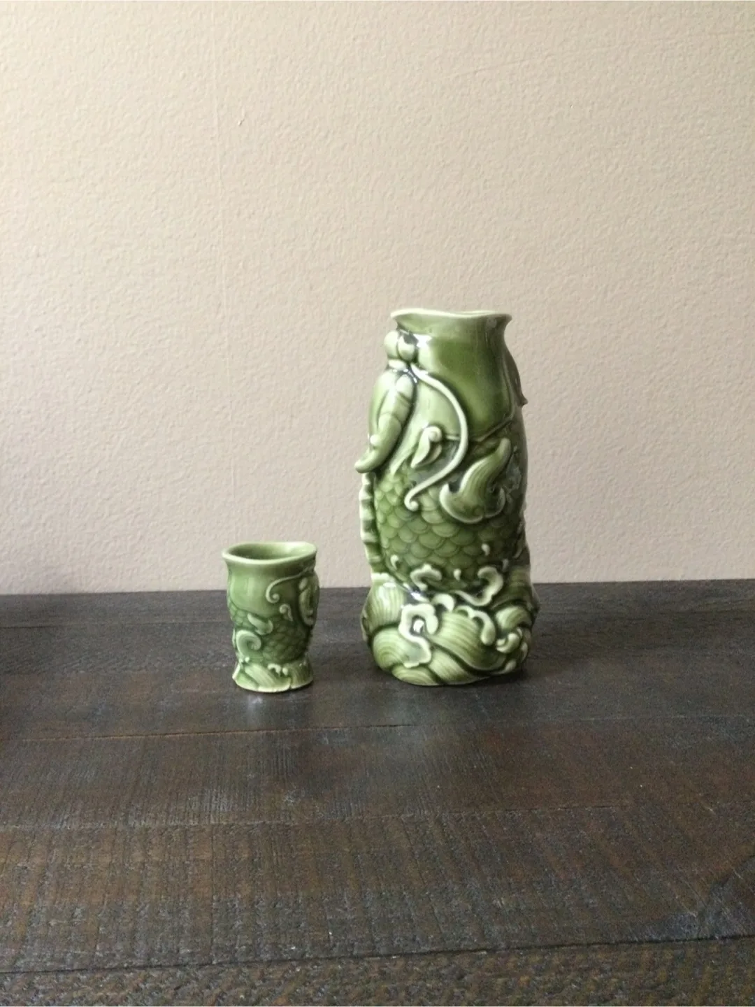 Asian pottery liquor set new in box image indicator(3)
