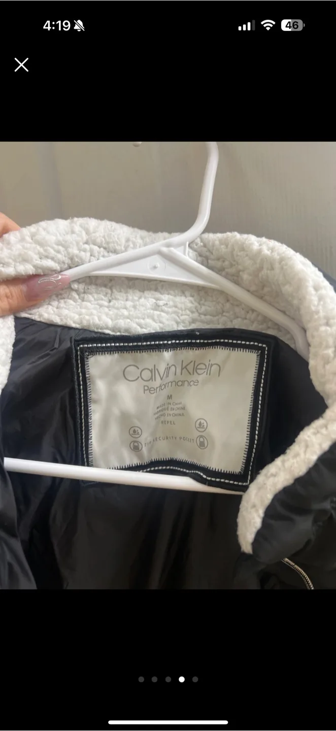 Both Tommy Hilfiger & Calvin Klein Reversible Vest - Size M image indicator(5)