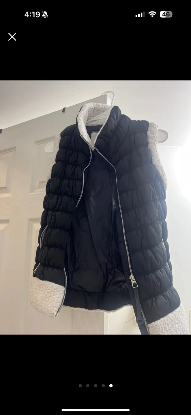 Both Tommy Hilfiger & Calvin Klein Reversible Vest - Size M image indicator(4)