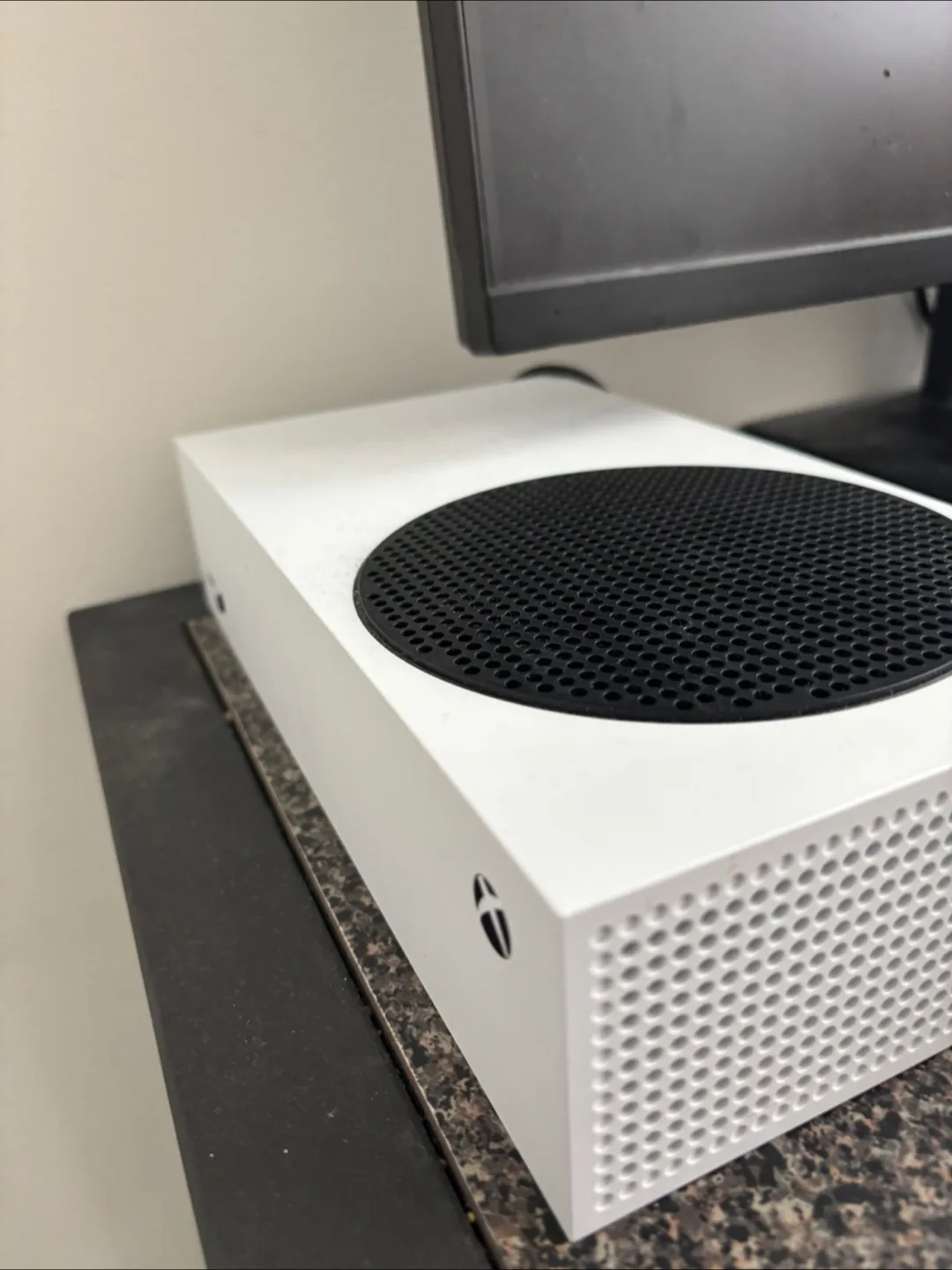 Xbox Console - series S 1TB thumbnail