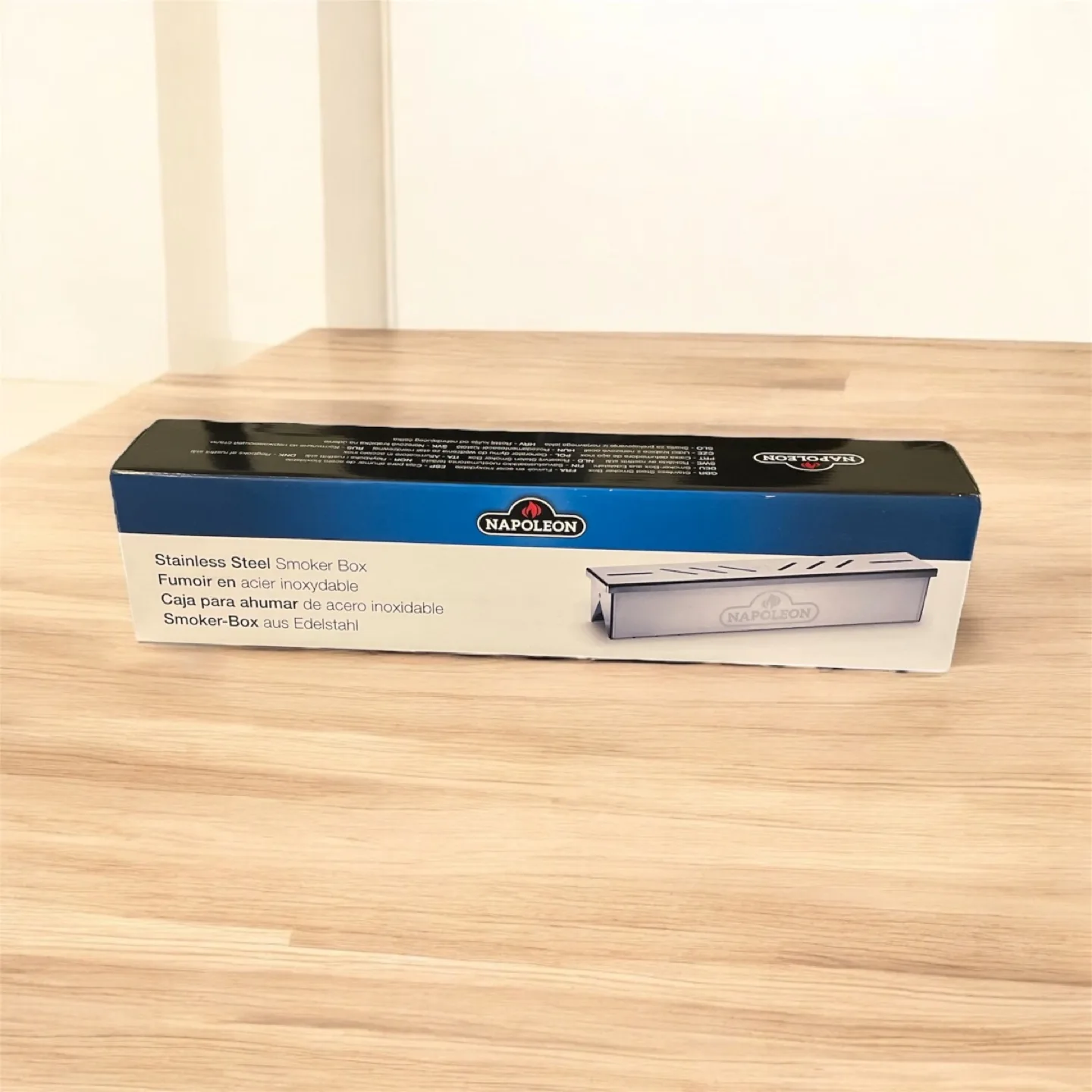 🇨🇦🍁 Napoleon Stainless Steel Smoker Box - New in Box! thumbnail